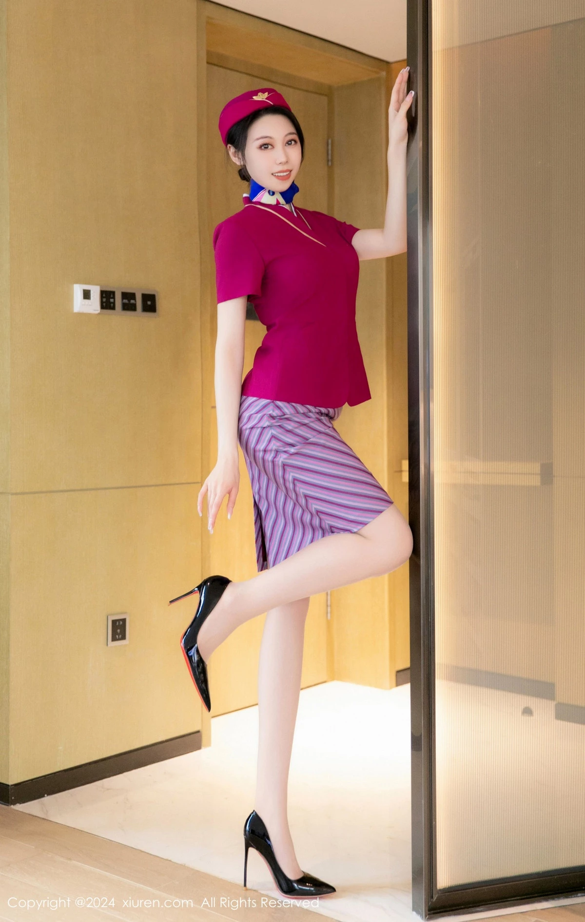 秀人集.com_[XiuRen秀人网]No.8563_模特清妙性感空姐制服配超薄无内肉丝秀完美身材迷人美腿写真89P