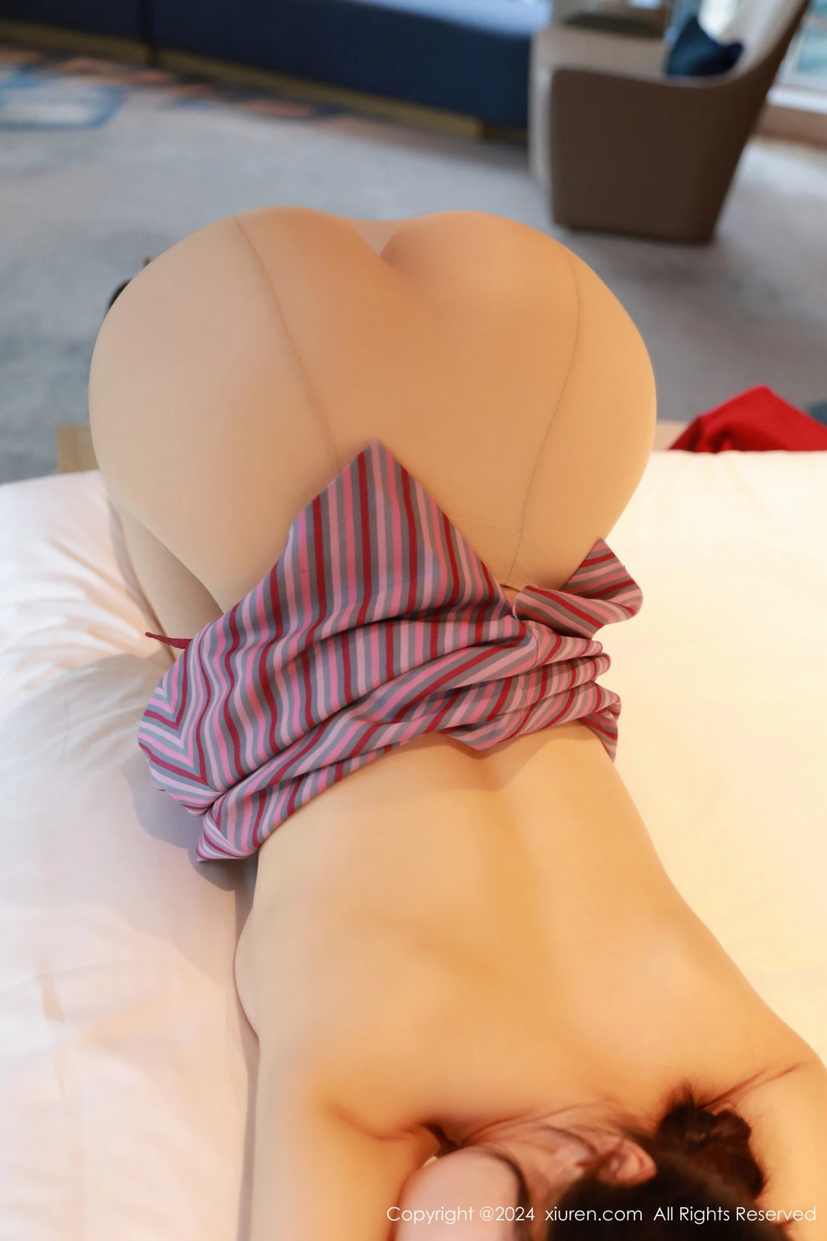 秀人集.com_[XiuRen秀人网]No.8563_模特清妙性感空姐制服配超薄无内肉丝秀完美身材迷人美腿写真89P