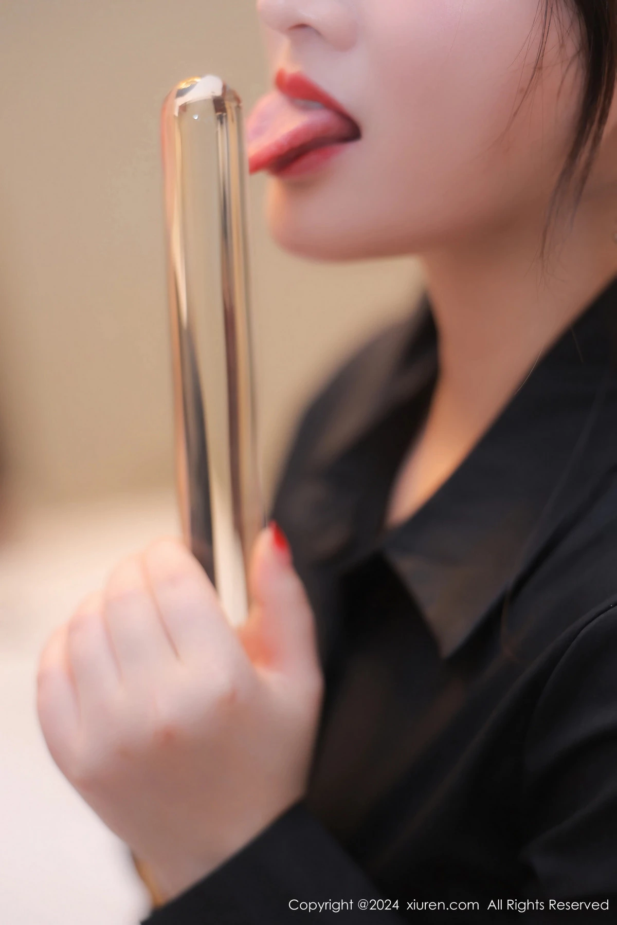 秀人集.com_[XiuRen秀人网]No.8569_模特诗诗kiki性感黑色OL服饰露红色内衣秀丰腴身材撩人诱惑写真83P