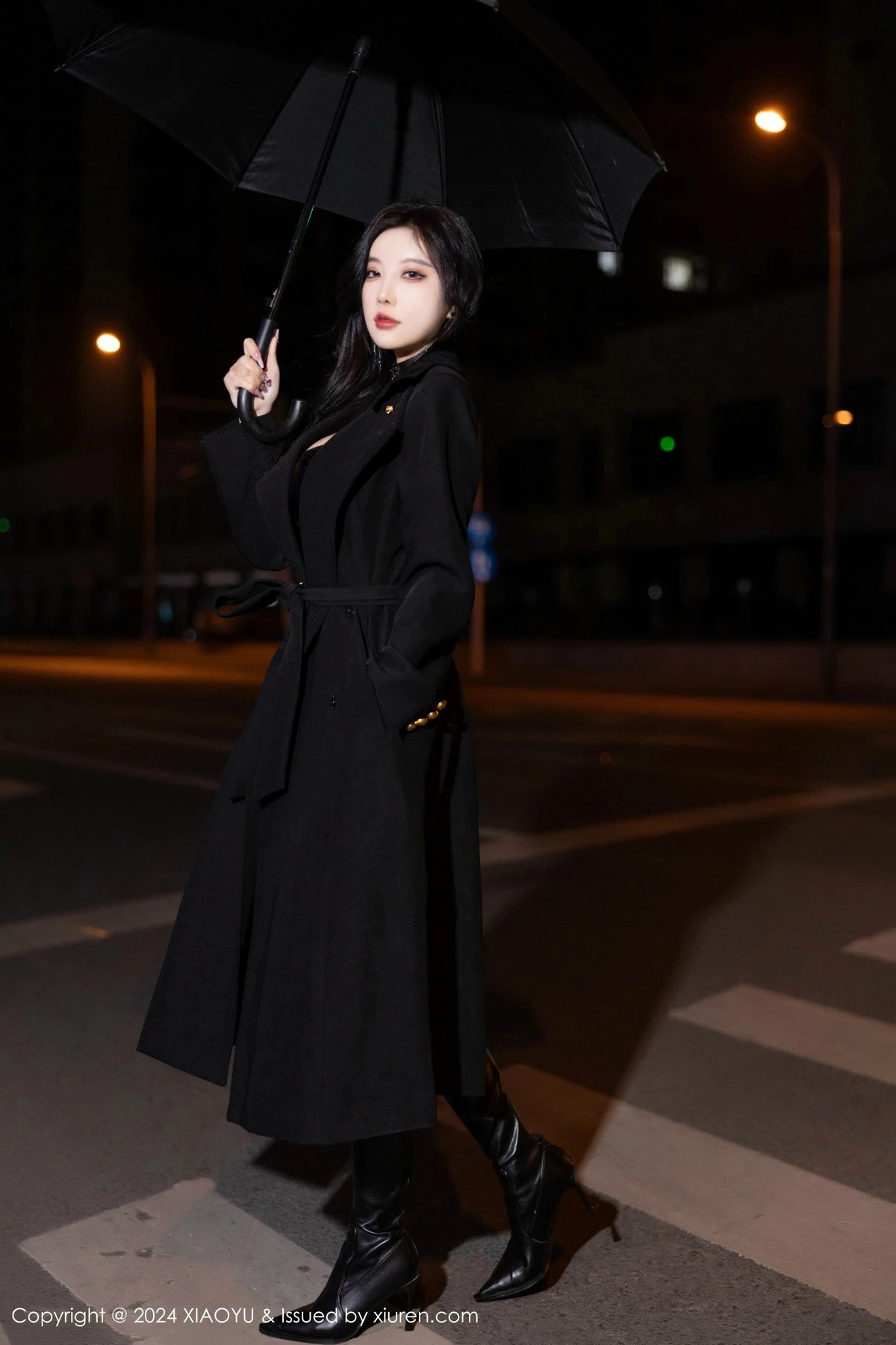 秀人集.com_[XiaoYu画语界]Vol.1241_女神杨晨晨Yome黑色外套露性感黑色皮质内衣秀丰腴身材诱惑写真85P