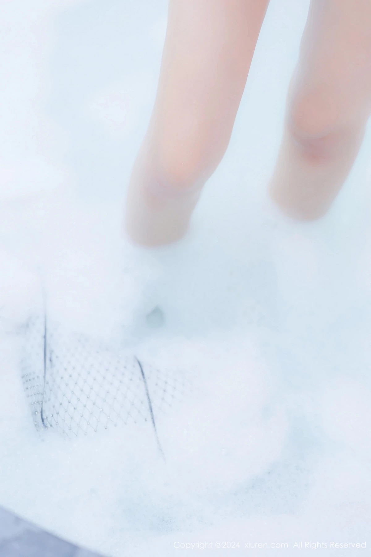 秀人集.com_[XiuRen秀人网]No.8606_模特李若汐浴缸场景性感黑色缕空情趣内衣秀惹火身材诱惑写真90P