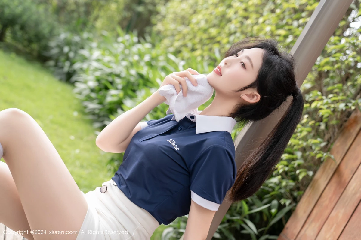 秀人集.com_[XiuRen秀人网]No.8625_模特利世高尔夫场景性感白色内衣配超薄肉丝秀曼妙身姿诱惑写真88P