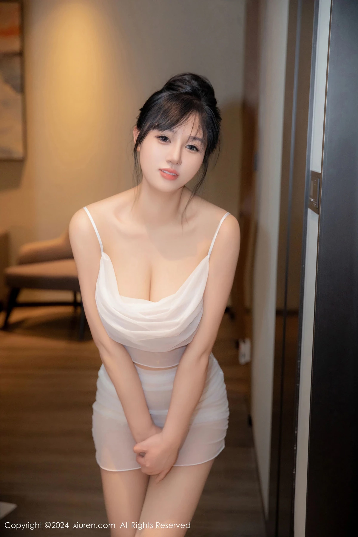 秀人集.com_[XiuRen秀人网]No.8611_模特金小依私房浴室性感白色薄透服饰湿身秀豪乳翘臀诱惑写真83P