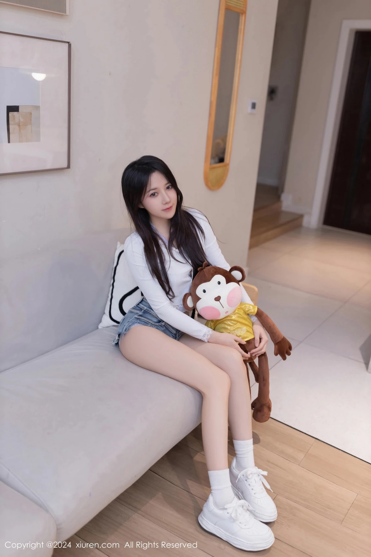 秀人集.com_[XiuRen秀人网]No.8639_模特鱼子酱Fish性感白色短T配紫色情趣内衣秀曼妙身姿诱惑写真80P