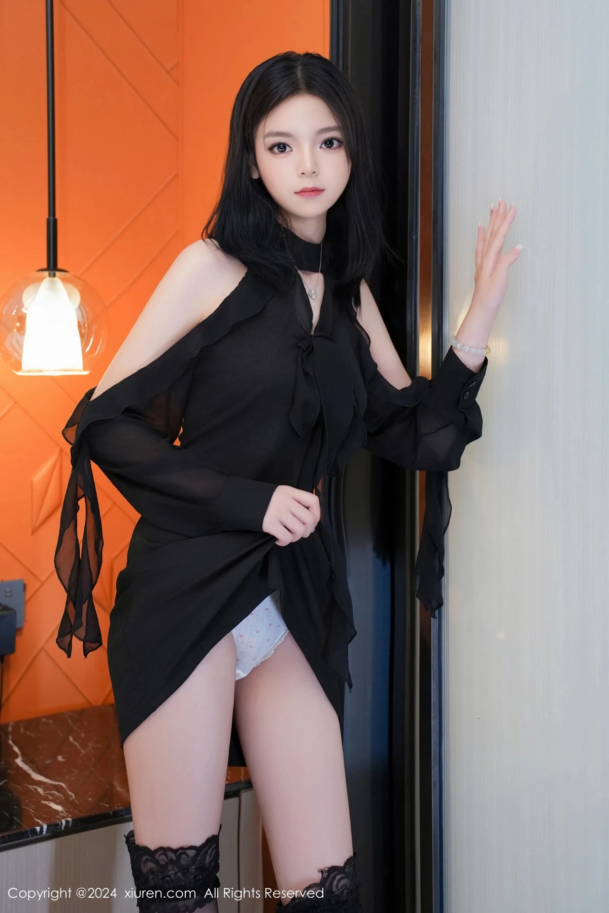 秀人集.com_[XiuRen秀人网]No.8651_新人模特唐心心性感黑色连衣短裙配黑丝袜秀丰腴身材诱惑写真83P