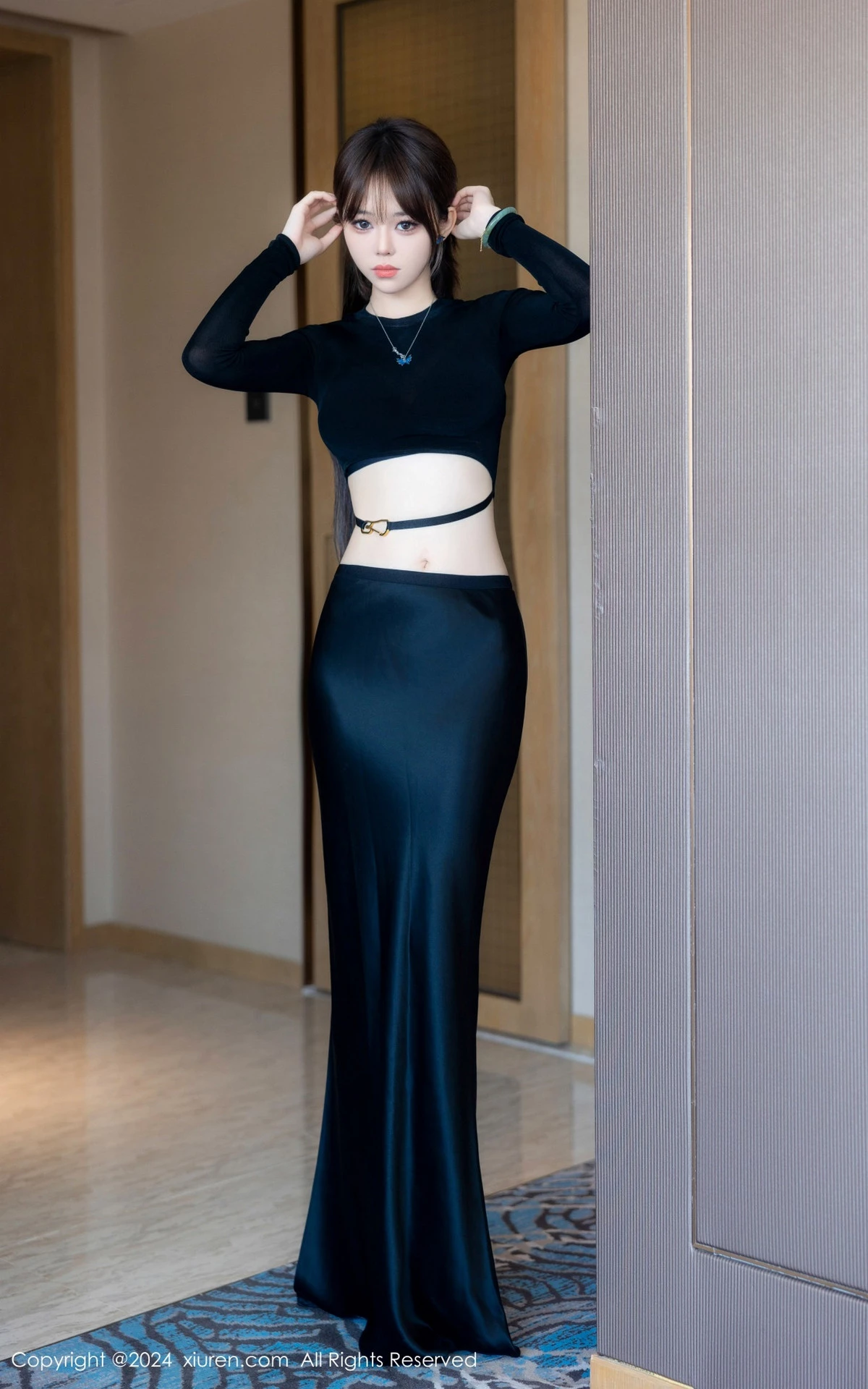 秀人集.com_[XiuRen秀人网]No.8661_模特奶瓶性感黑色上衣配黑色长裙露粉黑内衣秀曼妙身姿诱惑写真83P