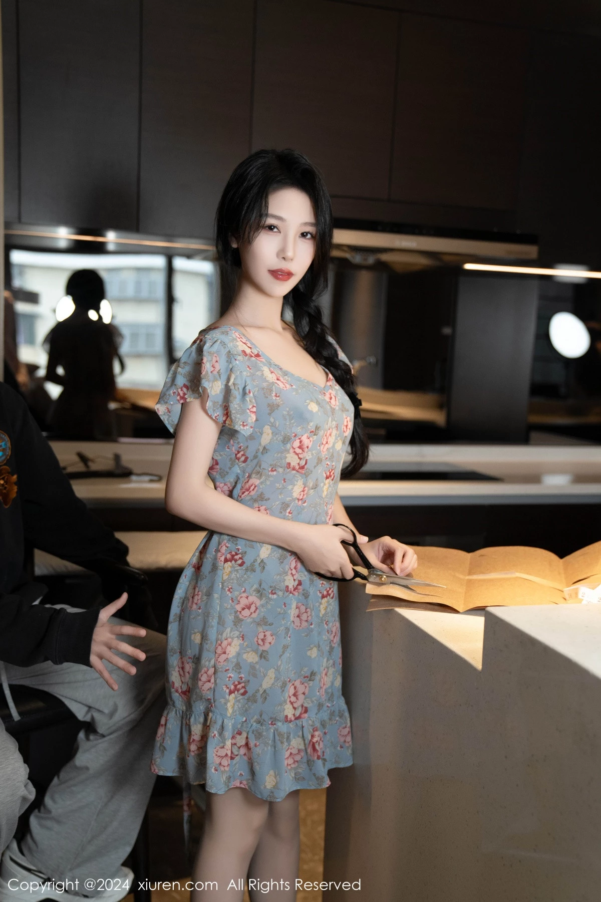 秀人集.com_[XiuRen秀人网]No.8704_模特利世性感花纹图案连衣短裙配超薄肉丝秀曼妙身姿诱惑写真80P