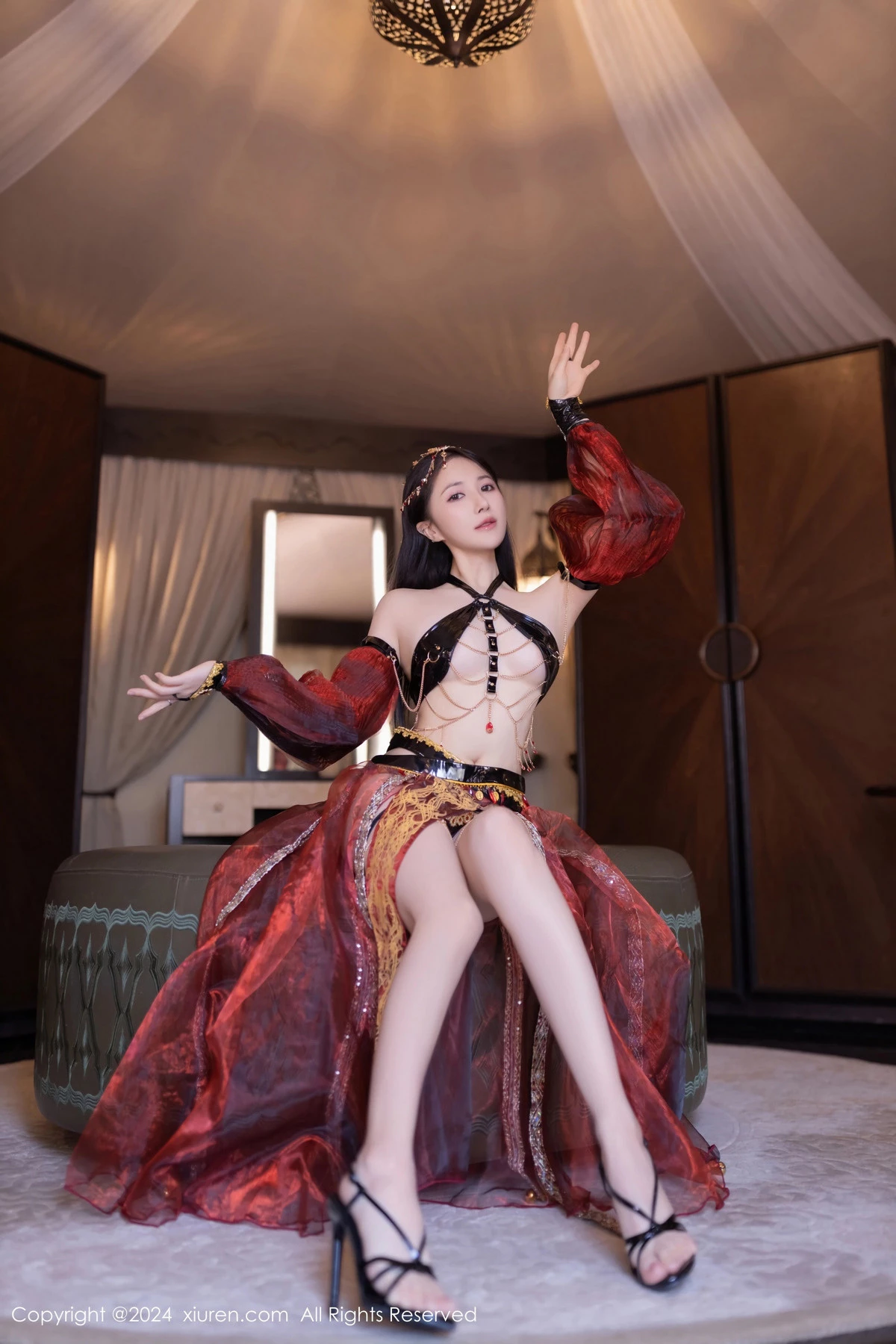 秀人集.com_[XiuRen秀人网]No.8778_模特鱼子酱Fish性感舞娘薄纱露黑色情趣内衣秀完美身材诱惑写真80P