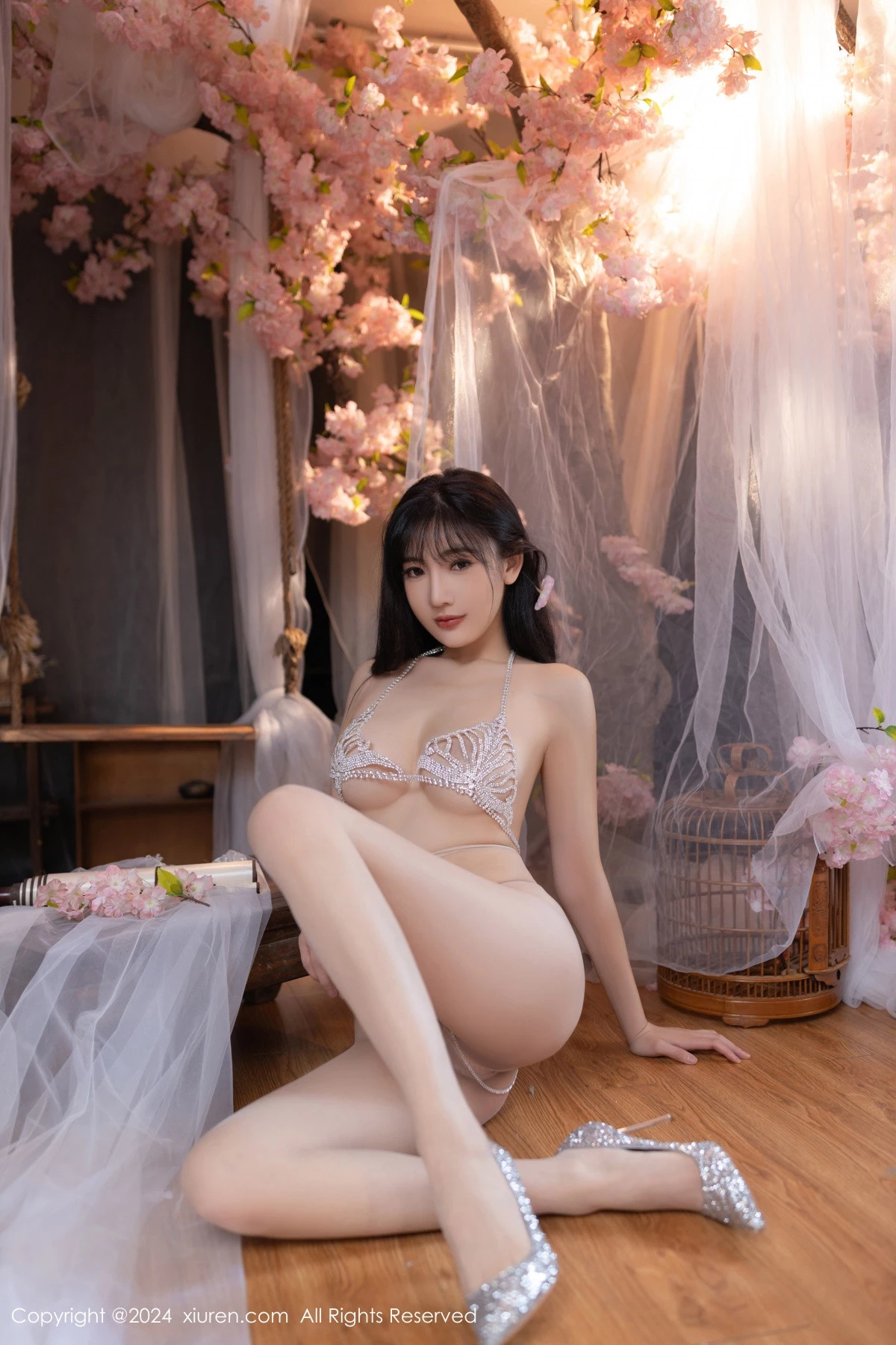 秀人集.com_[XiuRen秀人网]No.8807_模特陆萱萱性感白色轻透网纱配白色珍珠内衣秀惹火身材诱惑写真80P