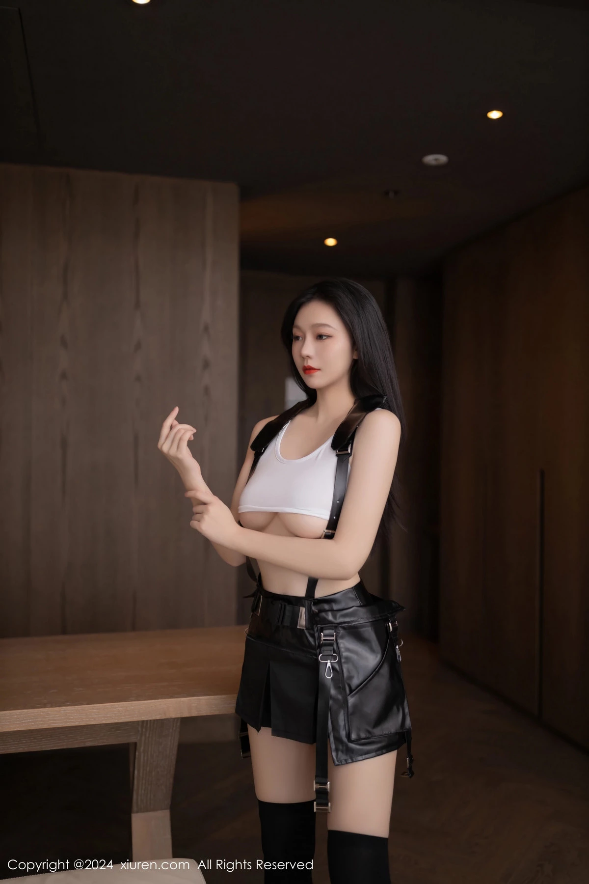 秀人集.com_[XiuRen秀人网]No.8829_模特安然anran性感CosPlay蒂法服饰配黑丝袜秀柔美身姿诱惑写真80P