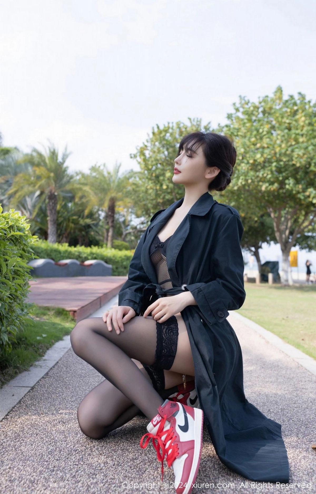 秀人集.com_[XiuRen秀人网]No.8844_模特陆萱萱性感黑色蕾丝情趣服饰配黑丝袜秀柔美身姿诱惑写真80P