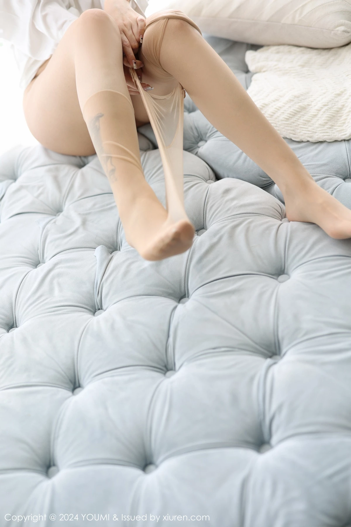 秀人集.com_[YouMi尤蜜荟]Vol.1083_女神王雨纯私房性感白色衬衫配超薄肉丝秀曼妙身姿完美诱惑写真102P