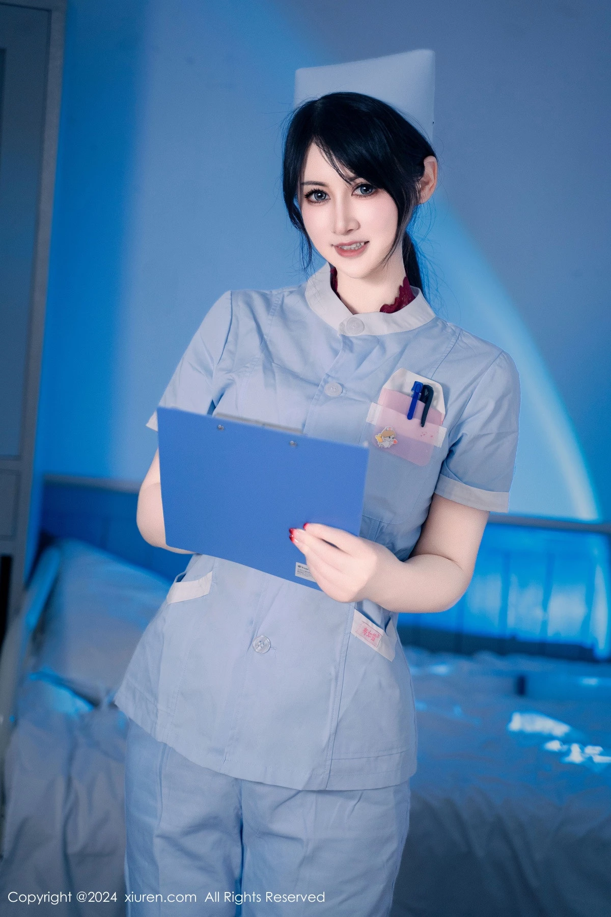 秀人集.com_[XiuRen秀人网]No.8859_模特诗诗kiki性感灰色护士服露红色蕾丝内衣秀丰满身材诱惑写真114P