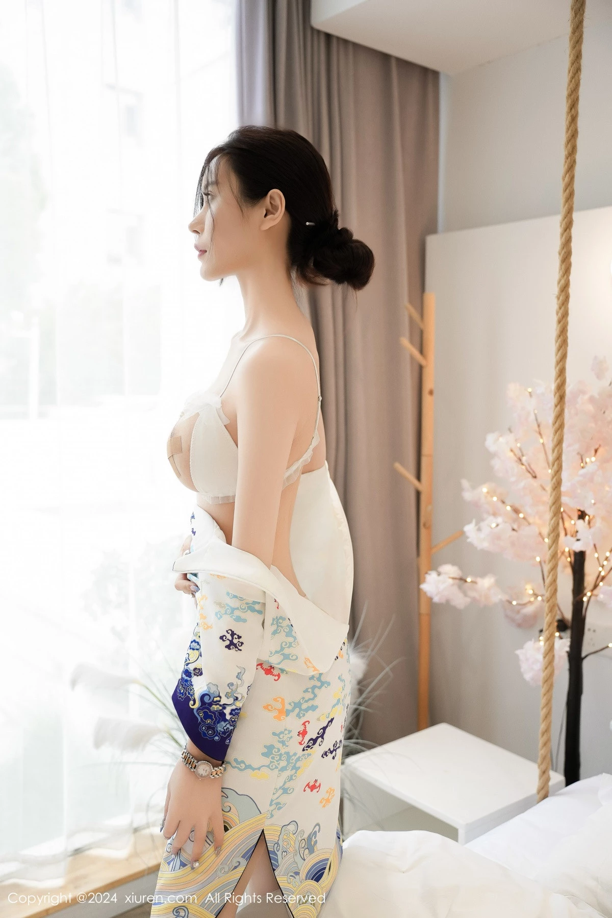 秀人集.com_[XiuRen秀人网]No.8745_模特Erikaki性感空姐制服配开档肉丝露情趣内衣秀火辣身材诱惑写真81P