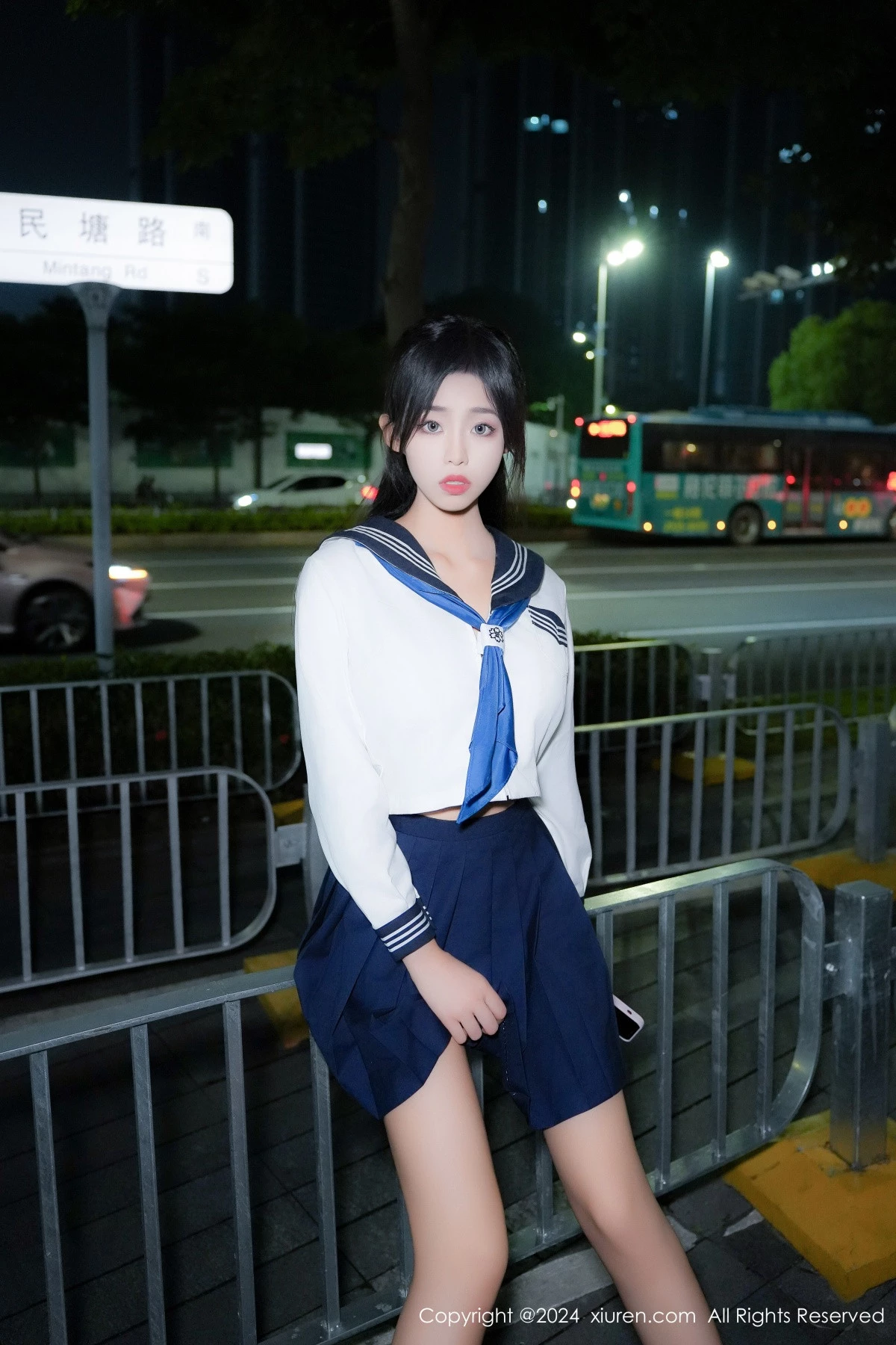秀人集.com_[XiuRen秀人网]No.8879_模特董林越性感蓝白色校服配黑高跟半脱秀丰满身姿惹火诱惑写真66P