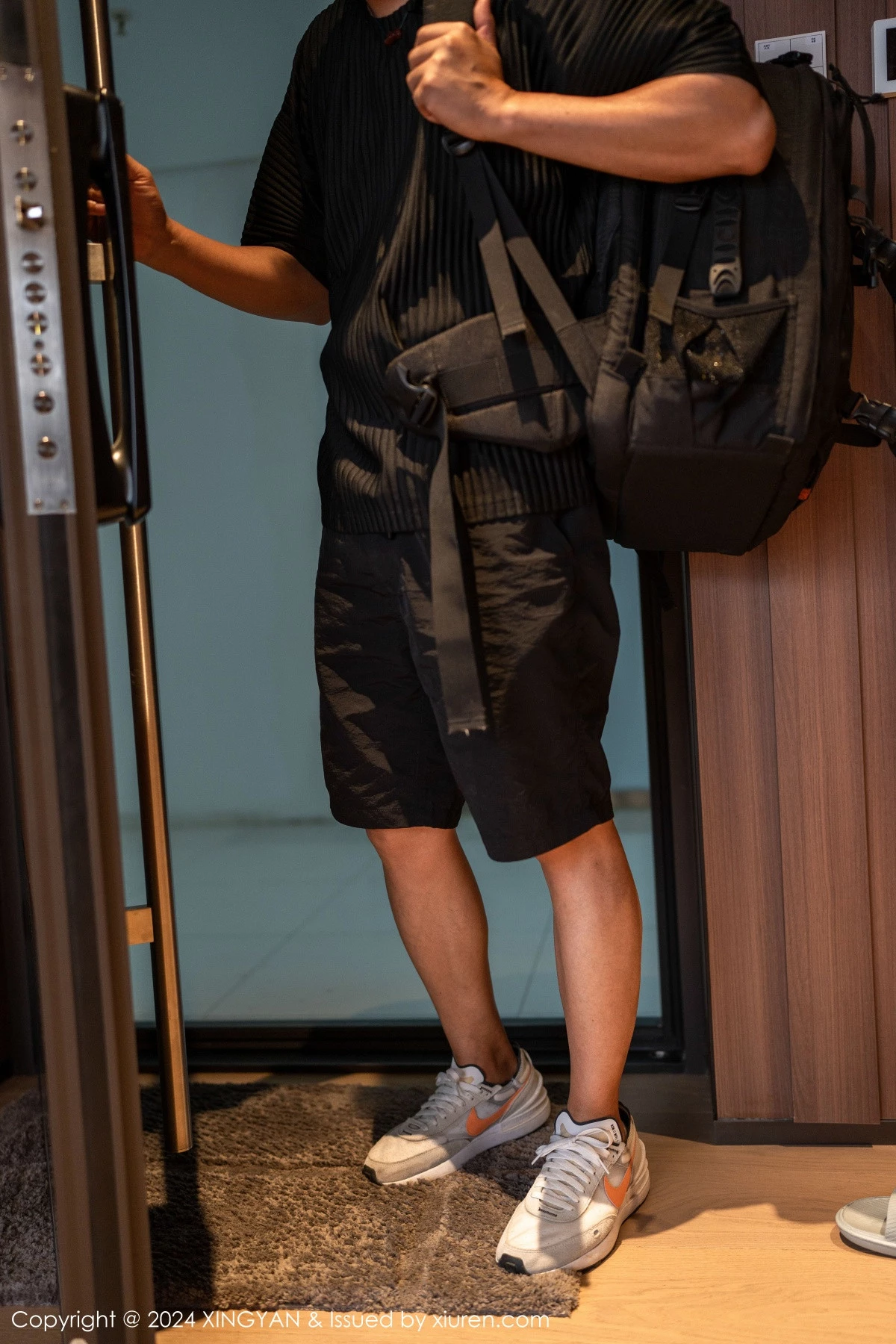 秀人集.com_[XINGYAN星颜社]VOL.263_模特合集女神潘思沁＆李丽莎性感情趣薄纱秀翘臀美腿诱惑写真48P