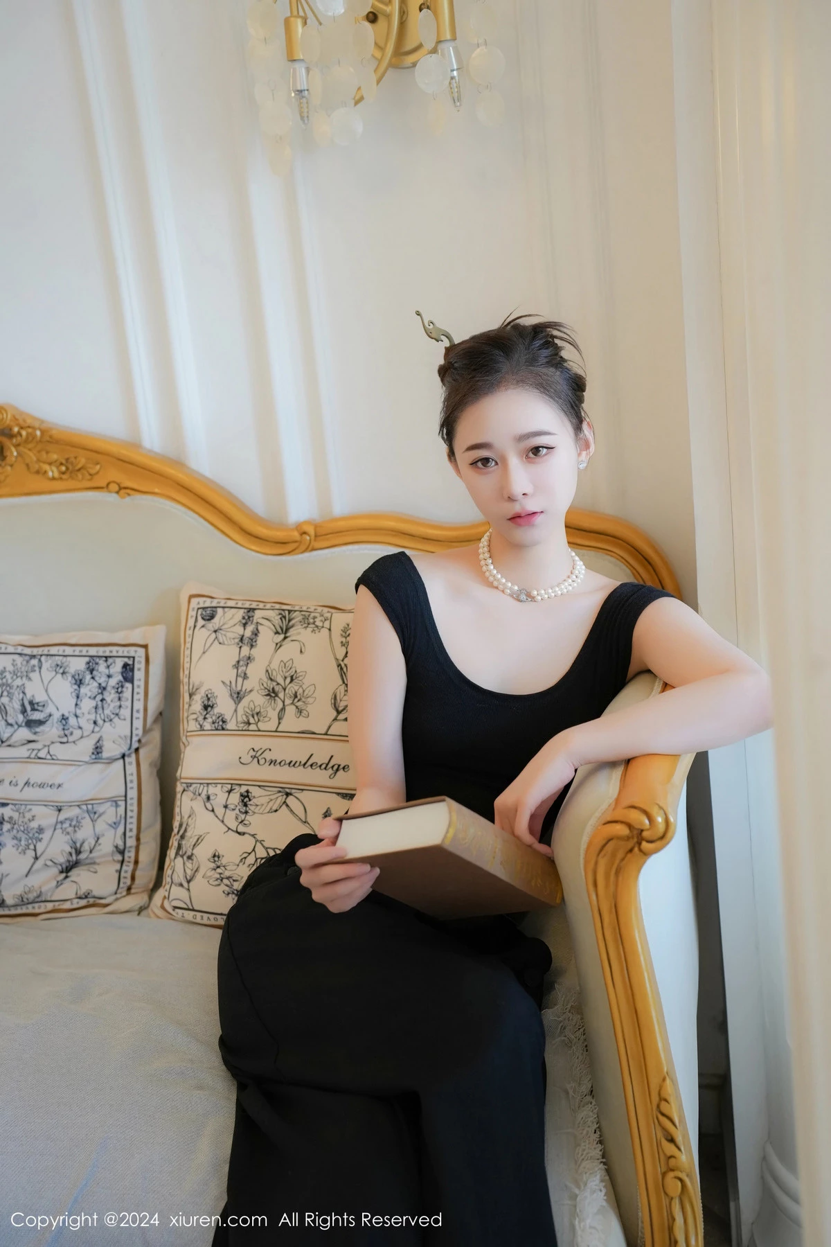 秀人集.com_[XiuRen秀人网]No.8955_模特喵喵JOJO黑色连衣裙露白色情趣内衣秀曼妙身姿诱惑写真80P
