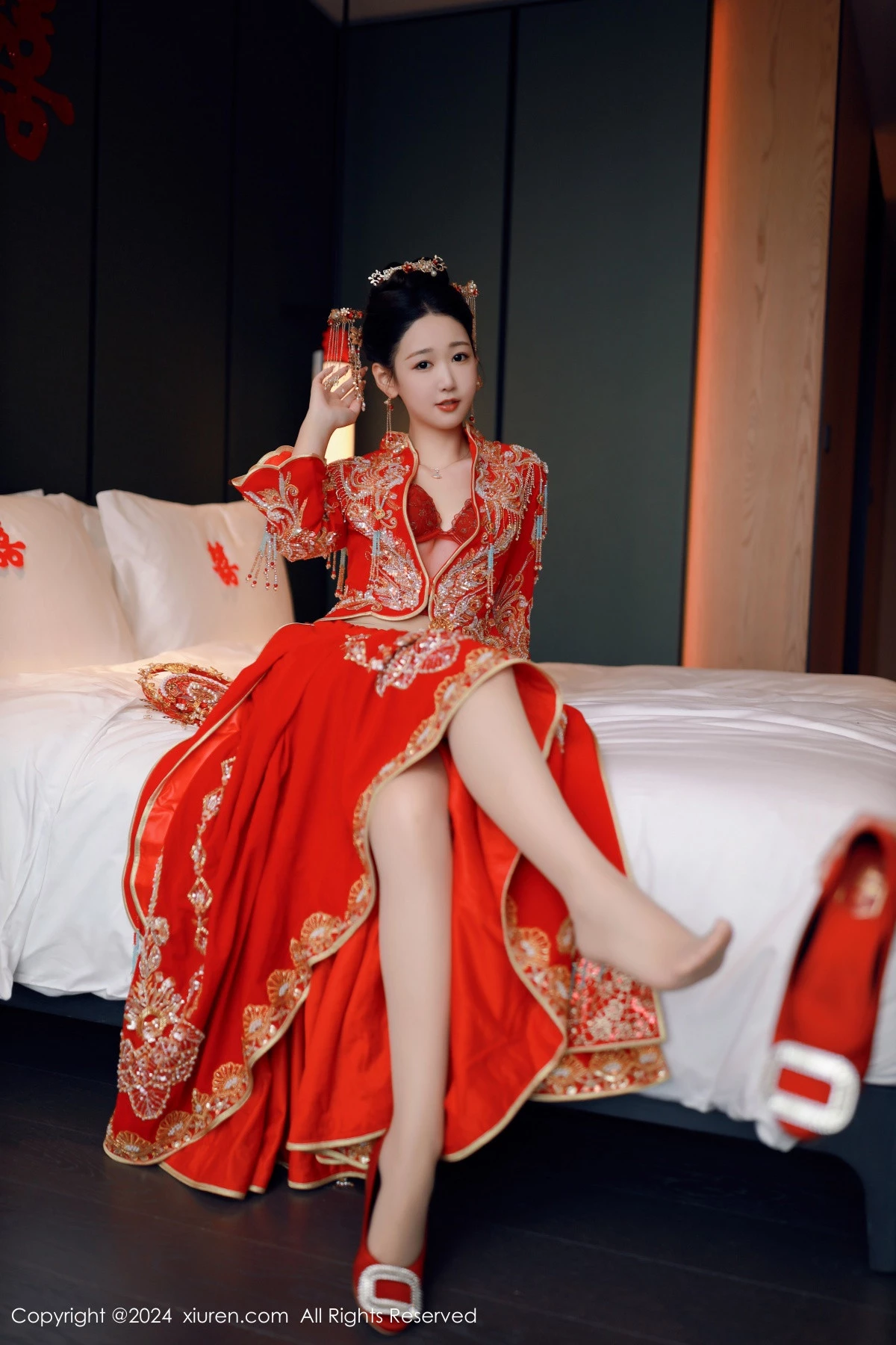 秀人集.com_[XiuRen秀人网]No.8972_模特唐安琪性感红色新娘服饰露红色内衣配超薄肉丝撩人诱惑写真79P