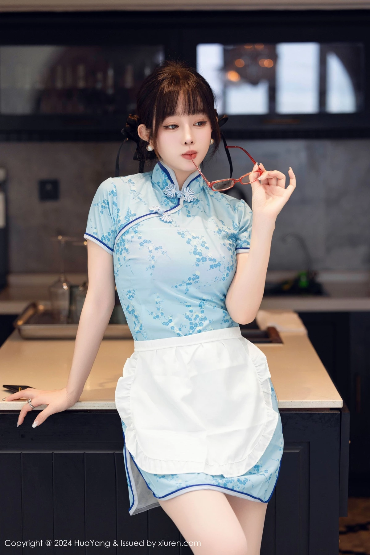 秀人集.com_[HuaYang花漾]Vol.593_女神王雨纯性感淡绿露肩连衣长裙配白丝袜秀曼妙身姿诱惑写真93P