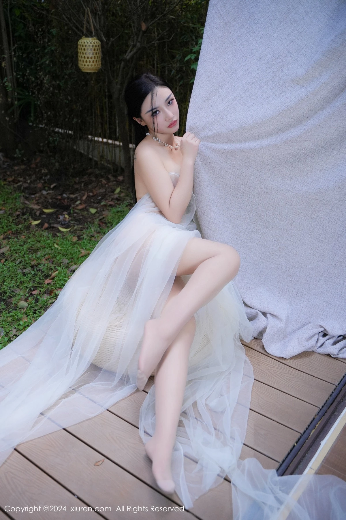 秀人集.com_[XiuRen秀人网]No.9105_模特妙可可Cheese户外场景性感半透白纱秀惹火身材撩人诱惑写真84P