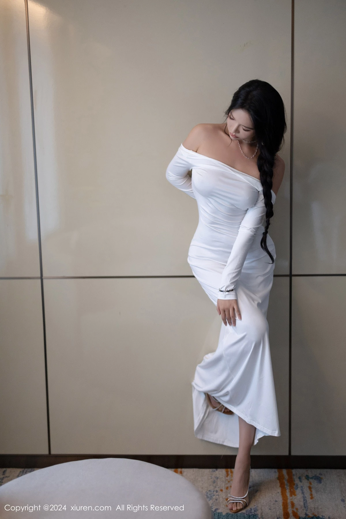 秀人集.com_[XiuRen秀人网]No.9115_模特娜比性感白色连衣裙+黑色蕾丝情趣内衣秀凹凸身材诱惑写真81P