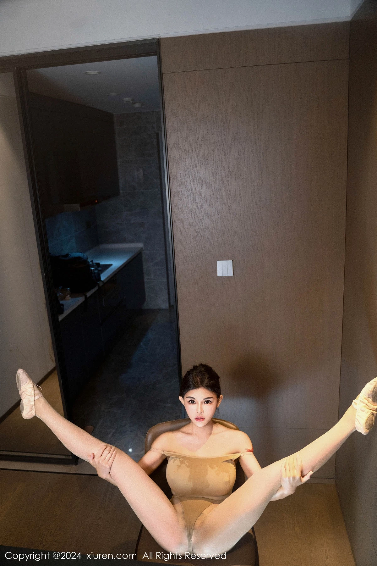 秀人集.com_[XiuRen秀人网]No.9033_模特小童颜性感肉色瑜伽练功服配超薄肉丝秀凹凸身材诱惑写真109P