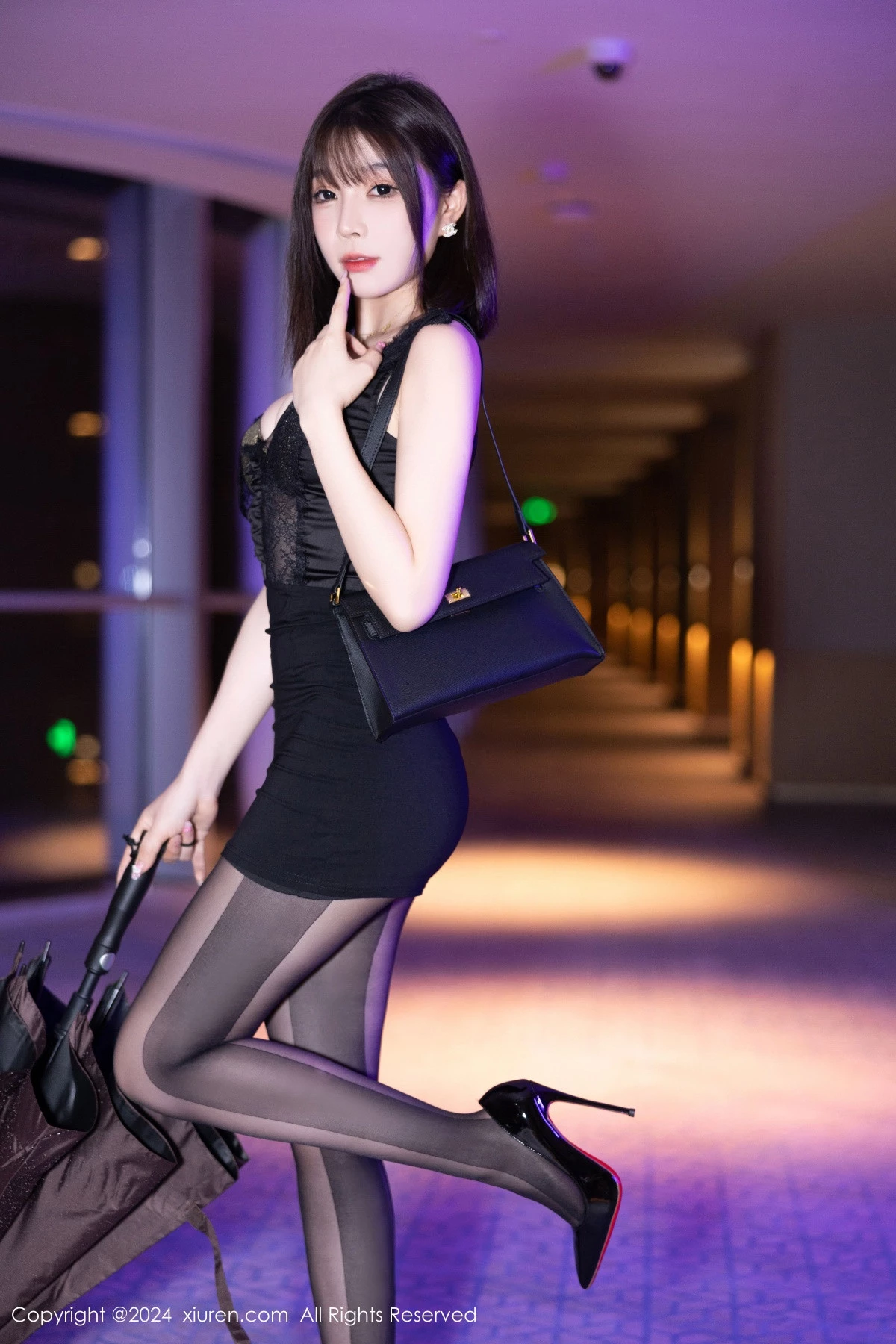 秀人集.com_[XiuRen秀人网]No.9157_女神徐莉芝Booty性感黑色连衣裙露黑色内衣配超薄黑丝魅惑写真86P