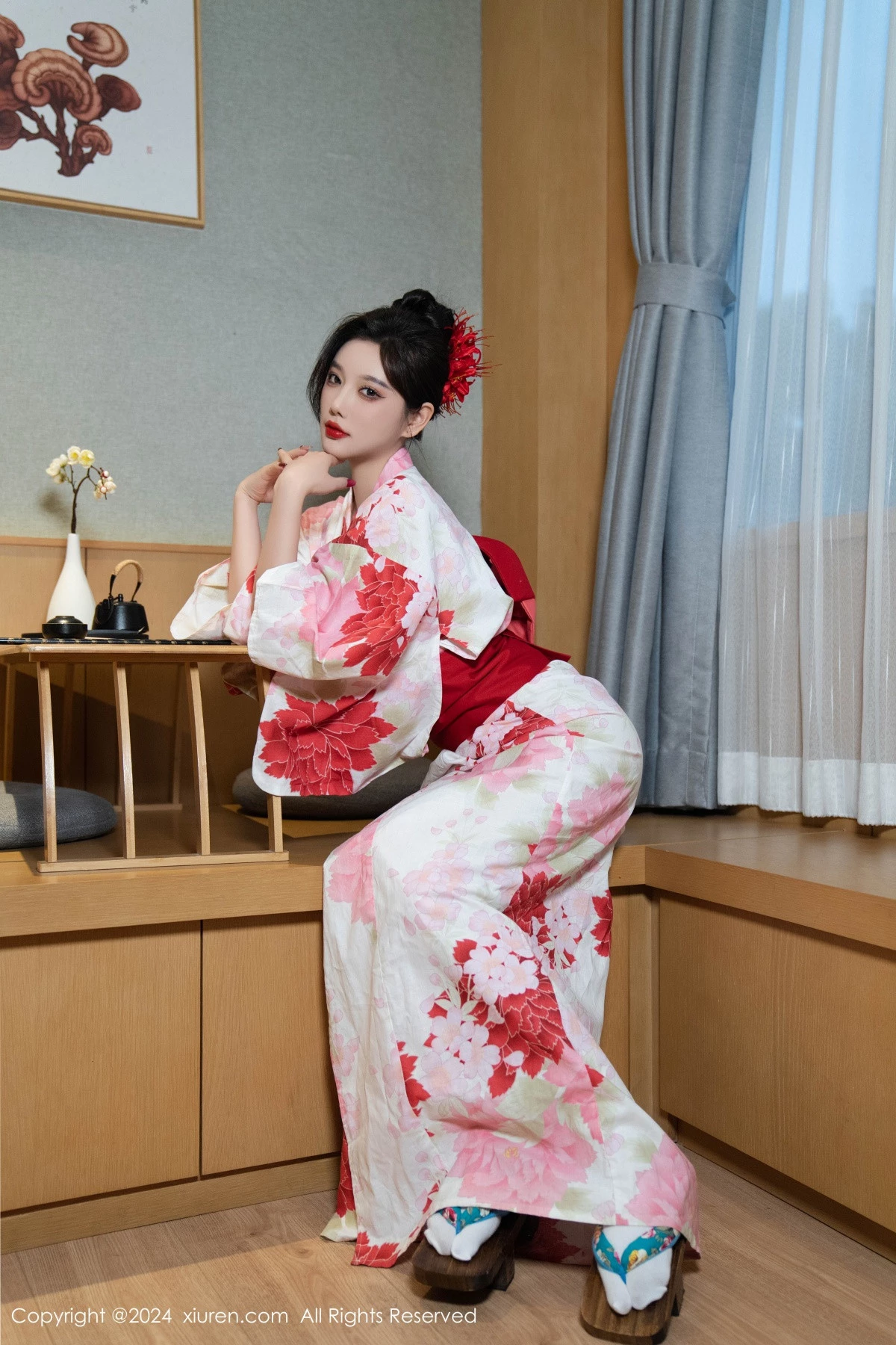 秀人集.com_[XiuRen秀人网]No.9208_女神杨晨晨性感红色花朵服饰露红色情趣内衣秀丰腴身材诱惑写真96P