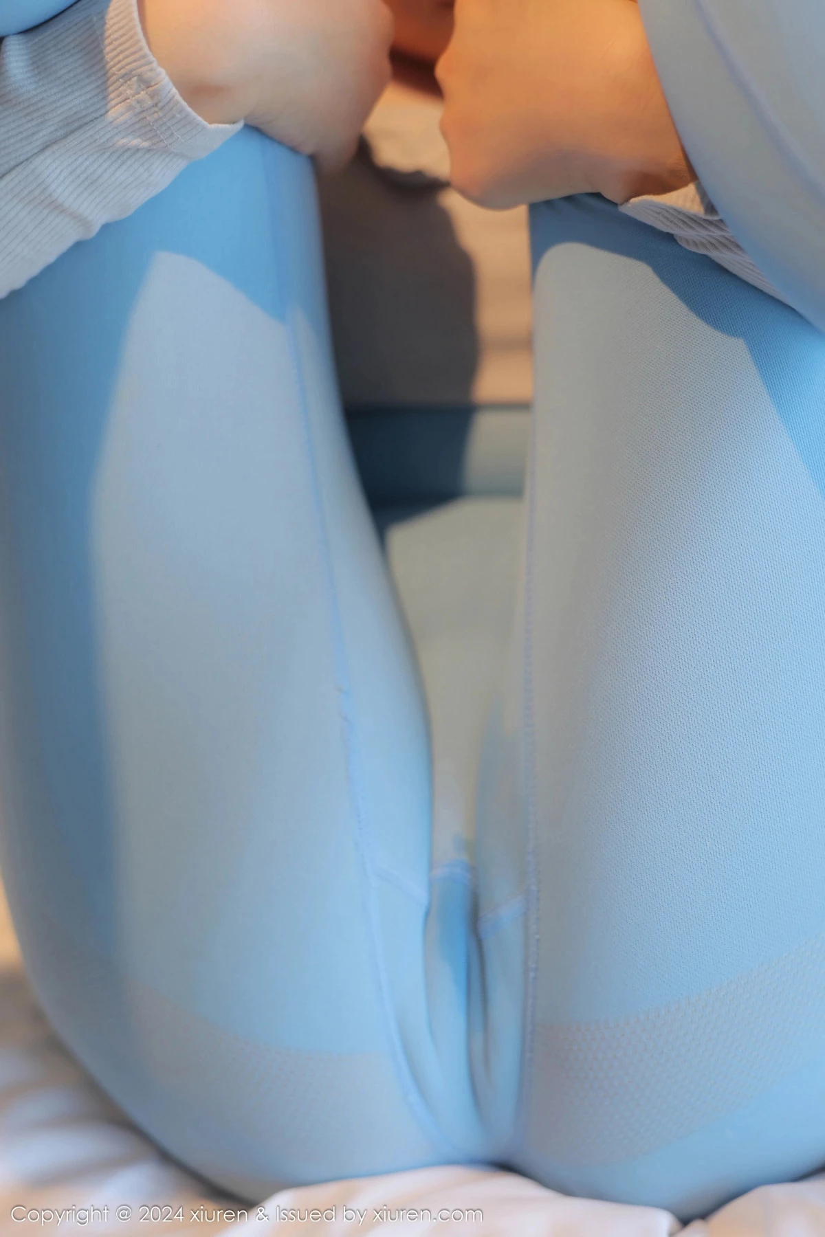 秀人集.com_[XiuRen秀人网]No.9217_模特白洁bessie性感浅色上衣配紧身瑜伽裤秀丰乳肥臀诱惑写真68P