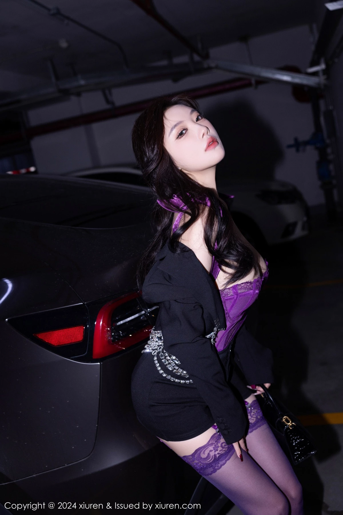 秀人集.com_[XiuRen秀人网]No.9239_女神杨晨晨Yome紫色轻透情趣服饰配紫丝吊袜秀丰腴身姿诱惑写真81P