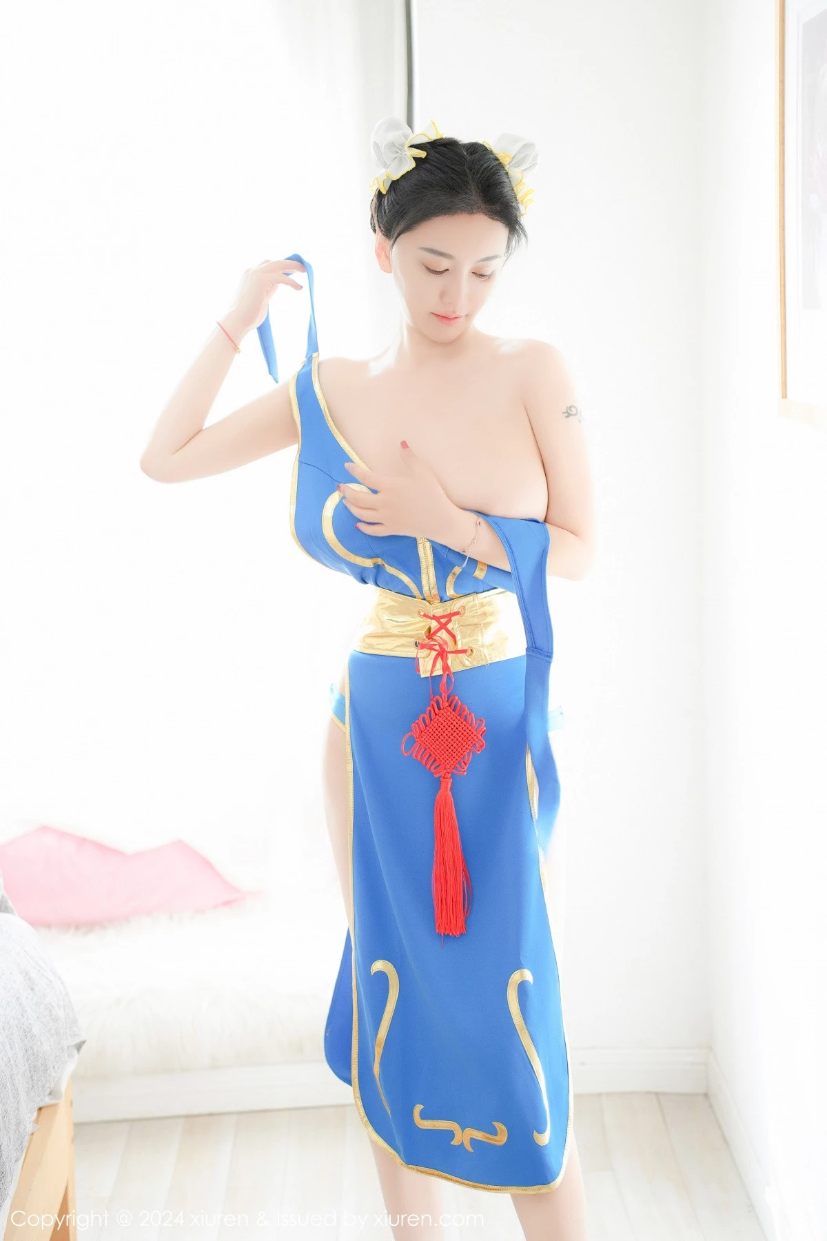 秀人集.com_[XiuRen秀人网]No.9252_模特雅茹老师性感蓝色COSPLAY服饰秀白嫩柔美身姿诱惑写真61P