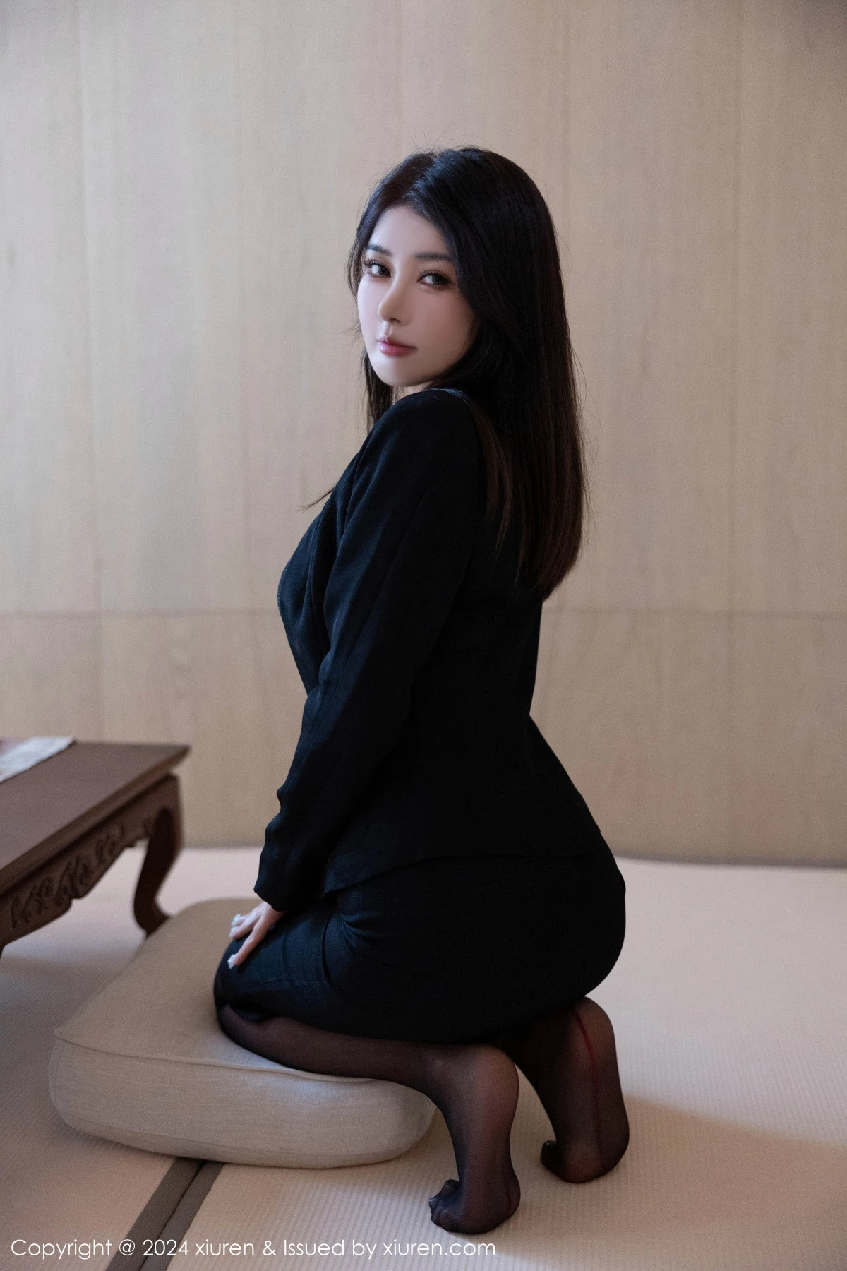 秀人集.com_[XiuRen秀人网]No.9271_模特凯竹Quinn性感黑色上衣露黑色情趣内衣秀惹火身材诱惑写真88P