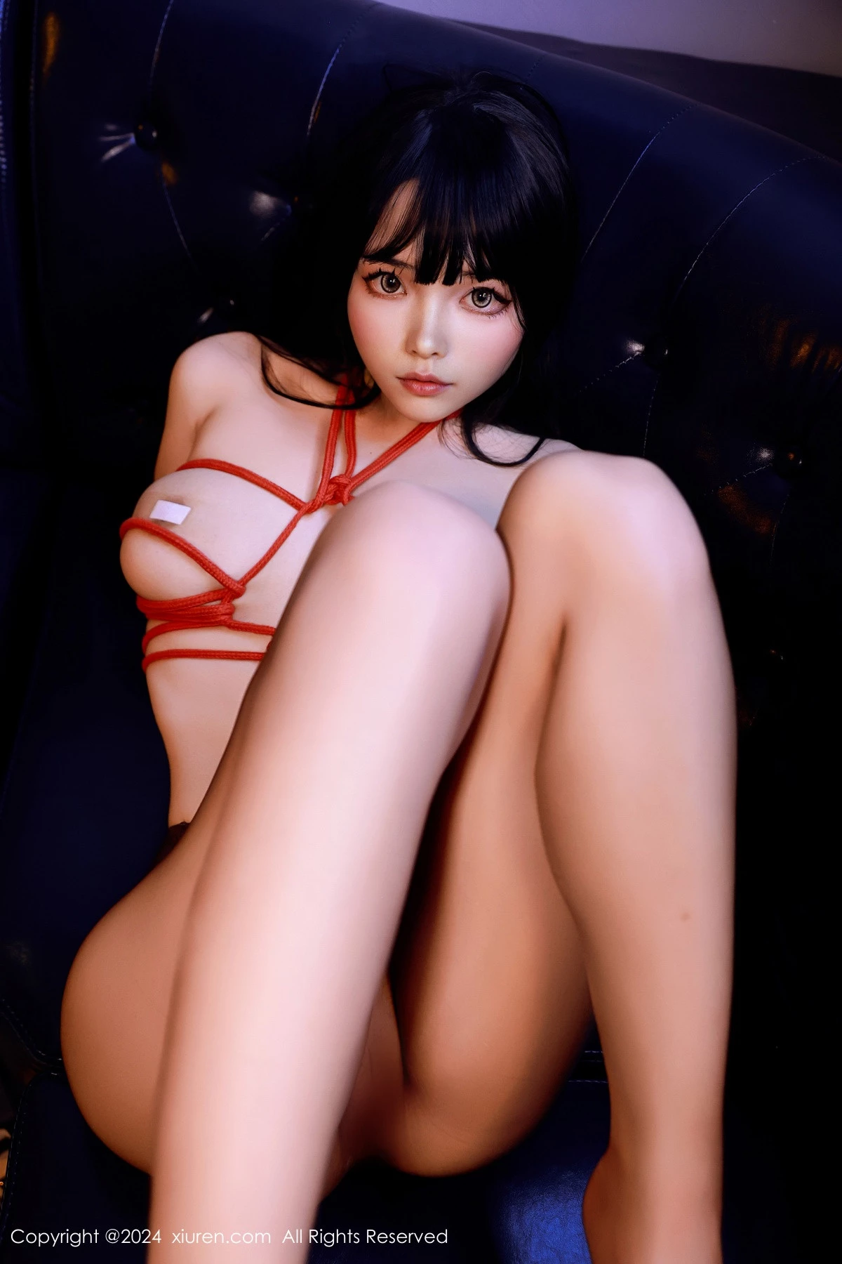 秀人集.com_[XiuRen秀人网]No.9295_模特叫我小猫酒吧场景性感红色连衣短裙秀凹凸身材撩人诱惑写真94P