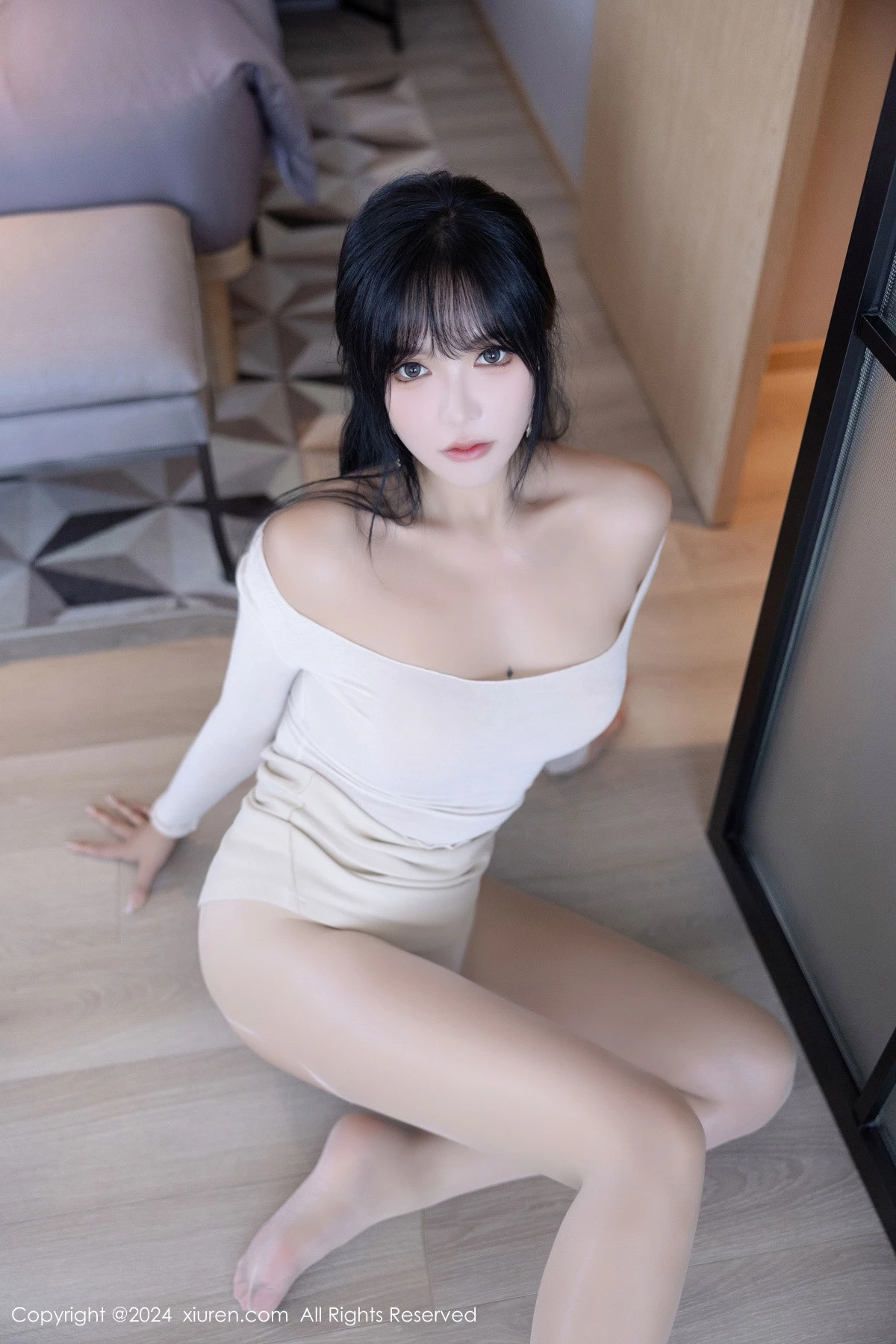 秀人集.com_[XiuRen秀人网]No.9320_模特娜比性感白色连衣短裙配超薄白丝秀凹凸身材完美诱惑写真82P