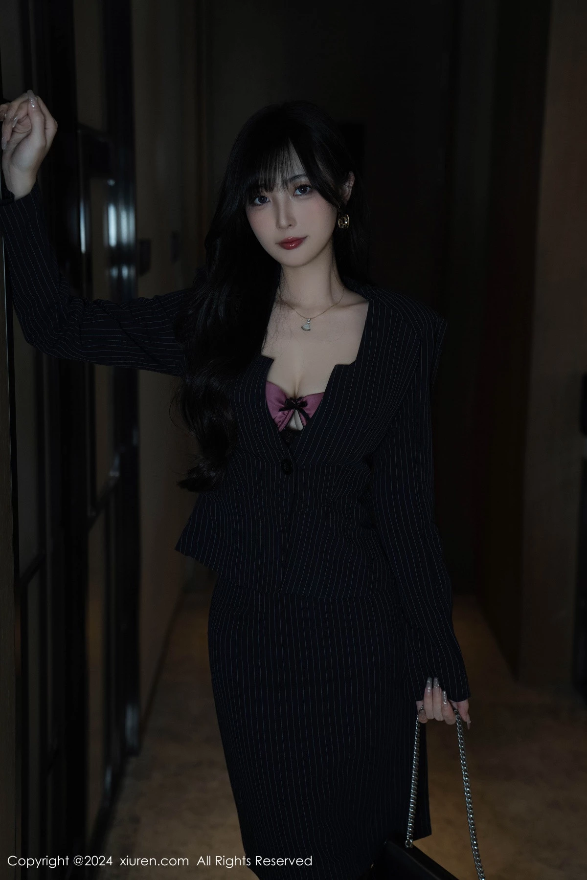 秀人集.com_[XiuRen秀人网]No.9186_模特林星阑私房性感紫色情趣内衣配黑丝袜秀曼妙身姿诱惑写真90P