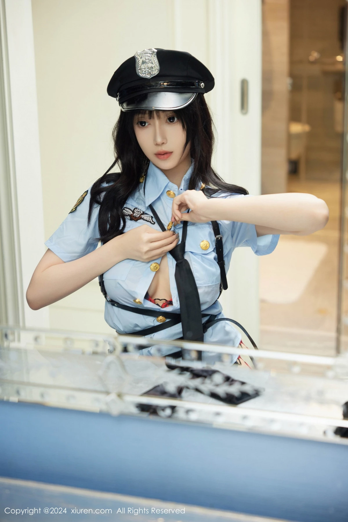 秀人集.com_[XiuRen秀人网]No.9185_模特玥儿玥er蓝色制服露情趣内衣配黑丝吊袜秀曼妙身姿诱惑写真67P