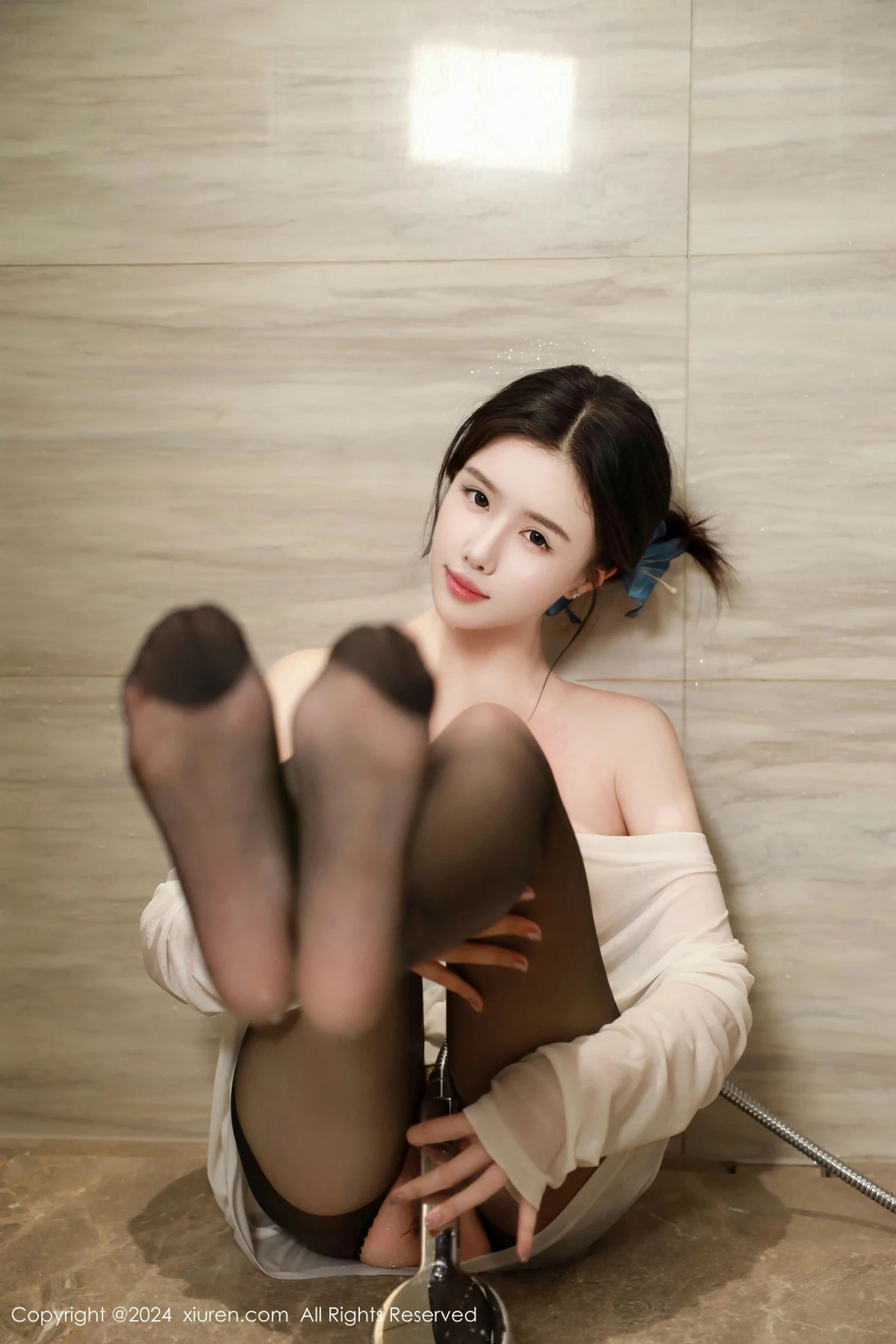 秀人集.com_[XiuRen秀人网]No.9385_模特唐翩翩私房性感白色轻透上衣配开档黑丝秀完美身材诱惑写真66P