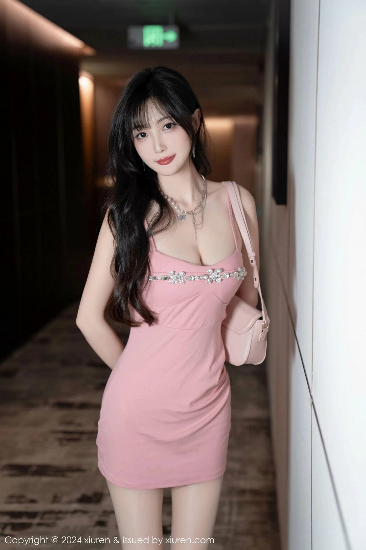 秀人集.com_[XiuRen秀人网]No.9380_模特林星阑性感粉色吊带裙+兔子装情趣内衣秀曼妙身姿诱惑写真107P