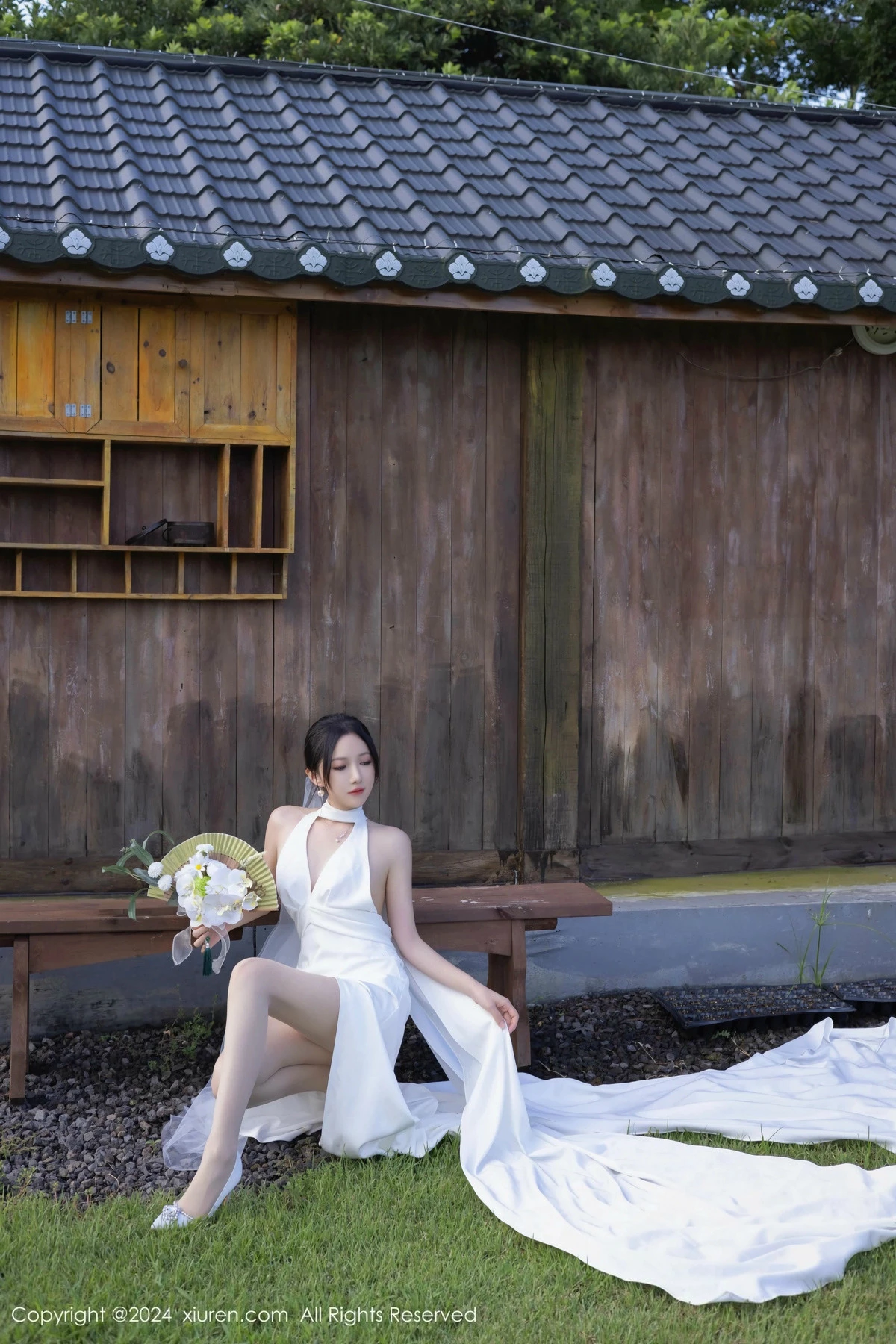 秀人集.com_[XiuRen秀人网]No.9387_模特鱼子酱Fish婚礼主题性感白色婚纱配白丝袜秀曼妙身姿诱惑写真81P