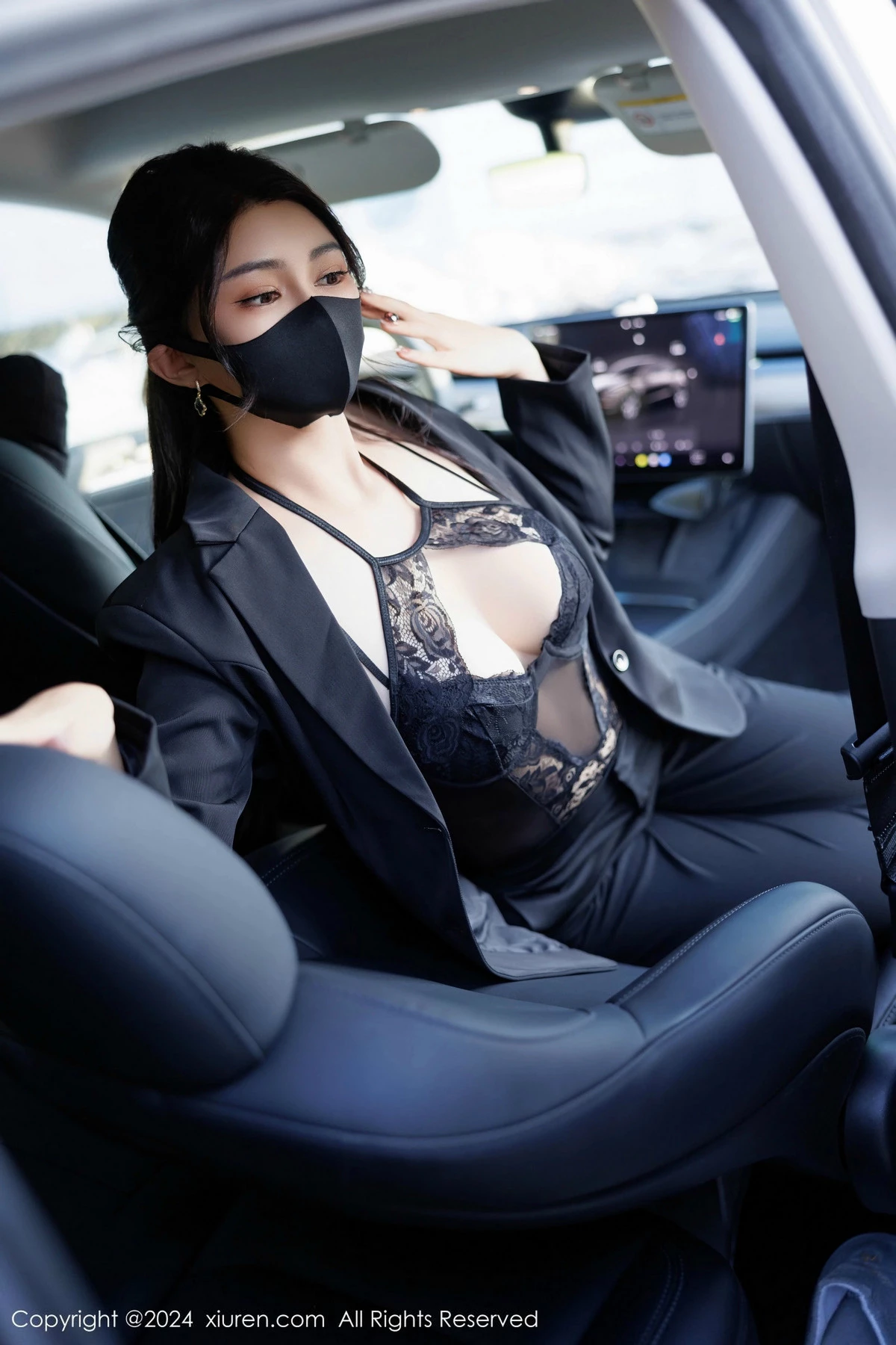 秀人集.com_[XiuRen秀人网]No.9405_模特凯竹Quinn性感黑色OL制服露黑色蕾丝情趣连体衣完美诱惑写真84P