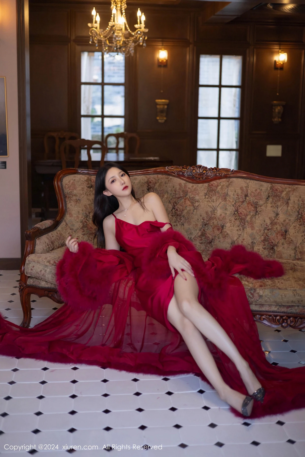 秀人集.com_[XiuRen秀人网]No.9422_模特鱼子酱Fish红玫瑰主题红色吊带连衣裙秀曼妙身姿迷人诱惑写真80P