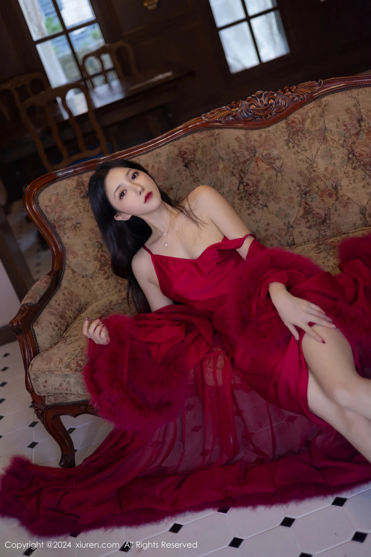 秀人集.com_[XiuRen秀人网]No.9422_模特鱼子酱Fish红玫瑰主题红色吊带连衣裙秀曼妙身姿迷人诱惑写真80P