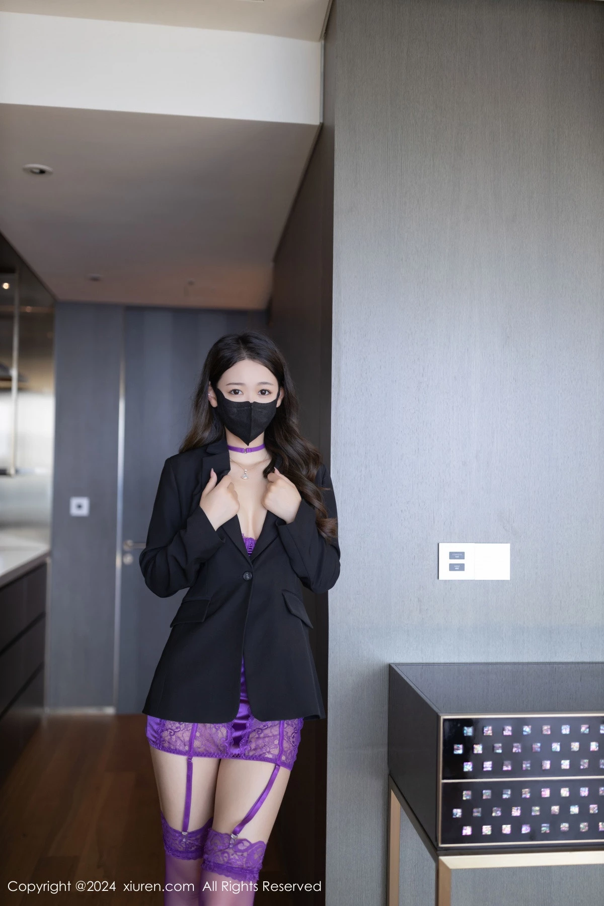 秀人集.com_[XiuRen秀人网]No.9429_模特唐安琪性感紫色情趣内衣配紫丝吊袜秀曼妙身姿完美诱惑写真81P