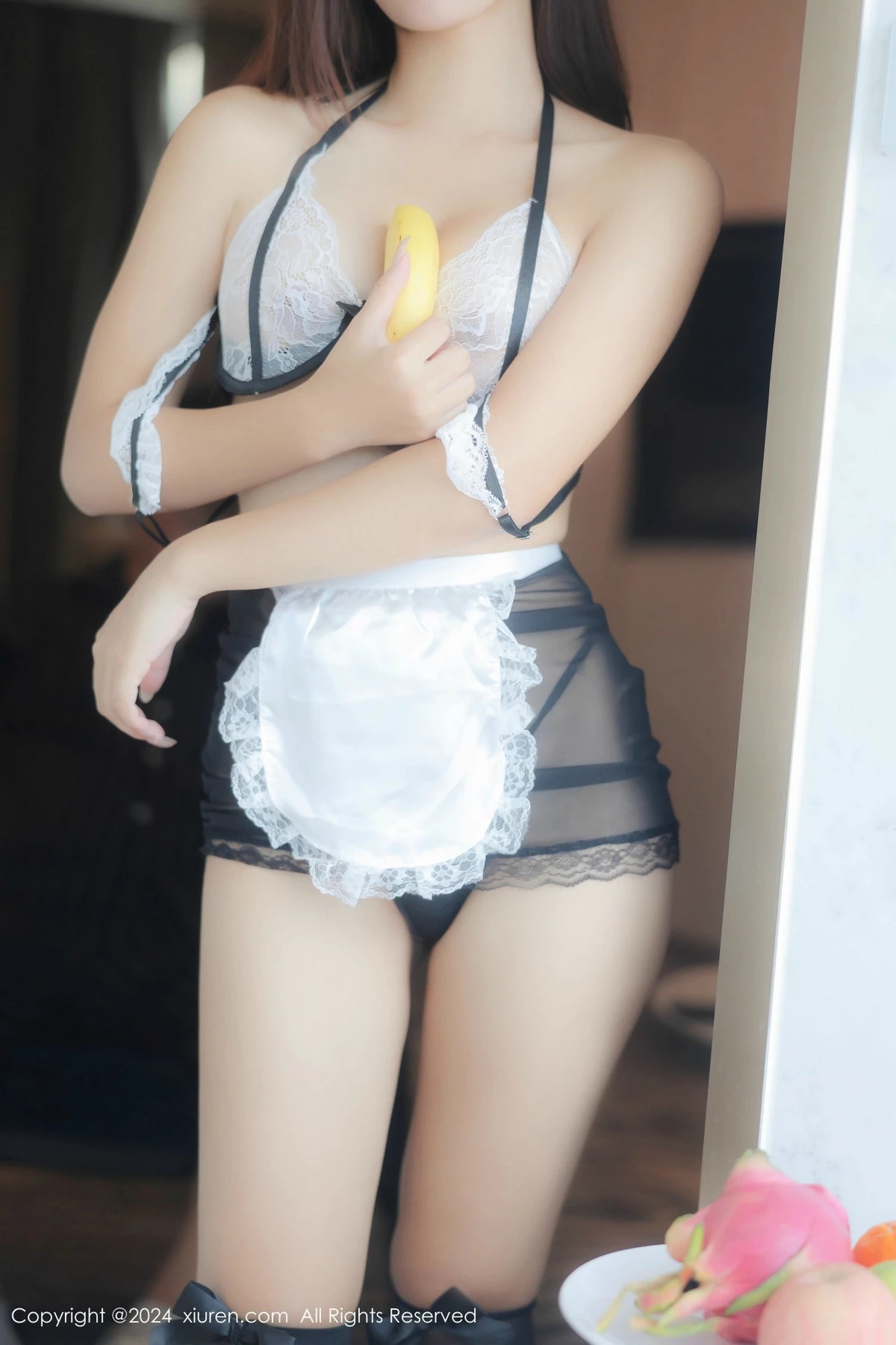 秀人集.com_[XiuRen秀人网]No.9439_模特余虞酱私房性感女仆服饰配黑丝袜秀曼妙身姿惹火诱惑写真75P