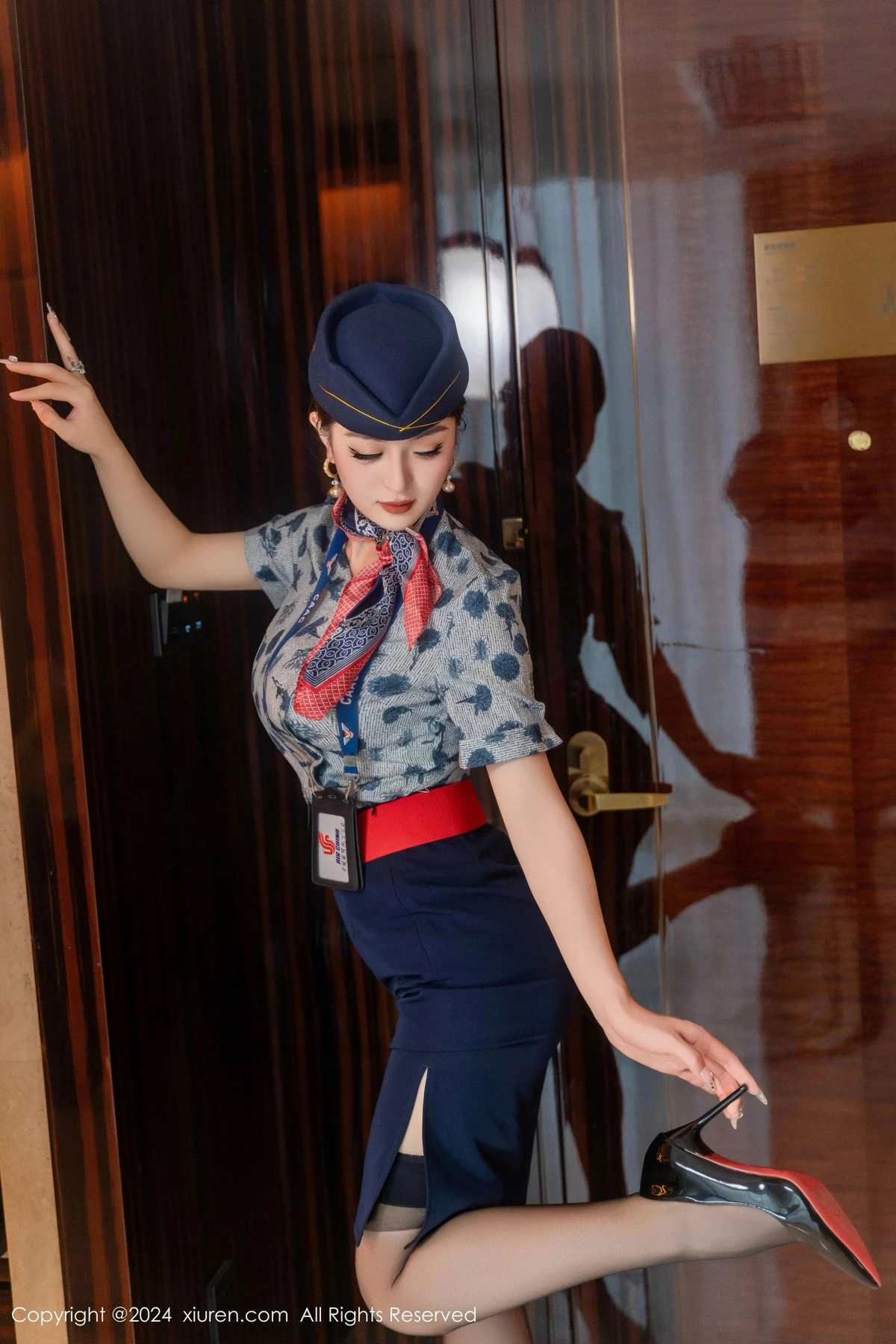 秀人集.com_[XiuRen秀人网]No.9459_新人模特灿宝性感制服露白色内衣配黑丝袜秀完美身材诱惑写真118P