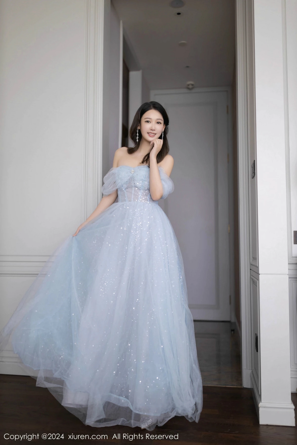 秀人集.com_[XiuRen秀人网]No.9538_模特唐安琪性感淡蓝色薄纱礼裙露白色内衣秀曼妙身姿诱惑写真82P