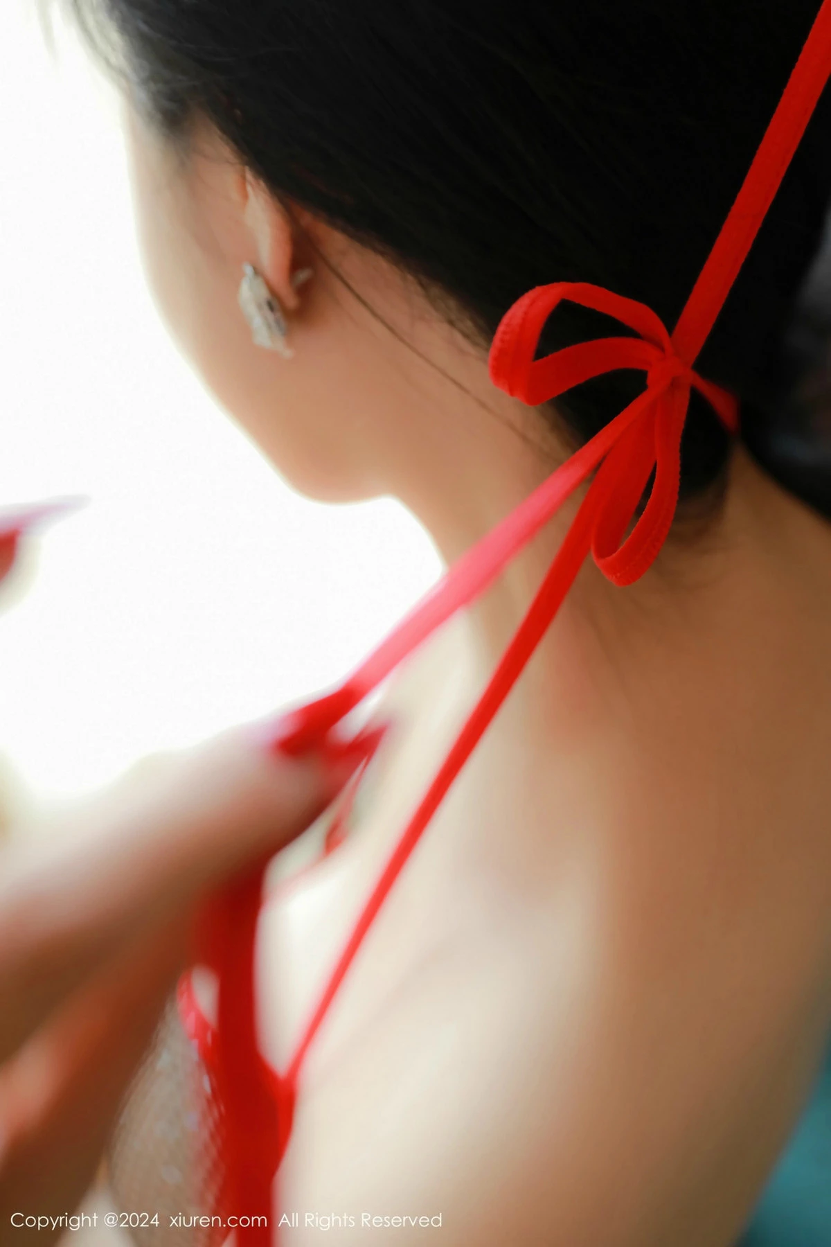 秀人集.com_[XiuRen秀人网]No.9547_模特田冰冰性感黑色连衣短裙配黑丝网袜秀凹凸身材完美诱惑写真54P