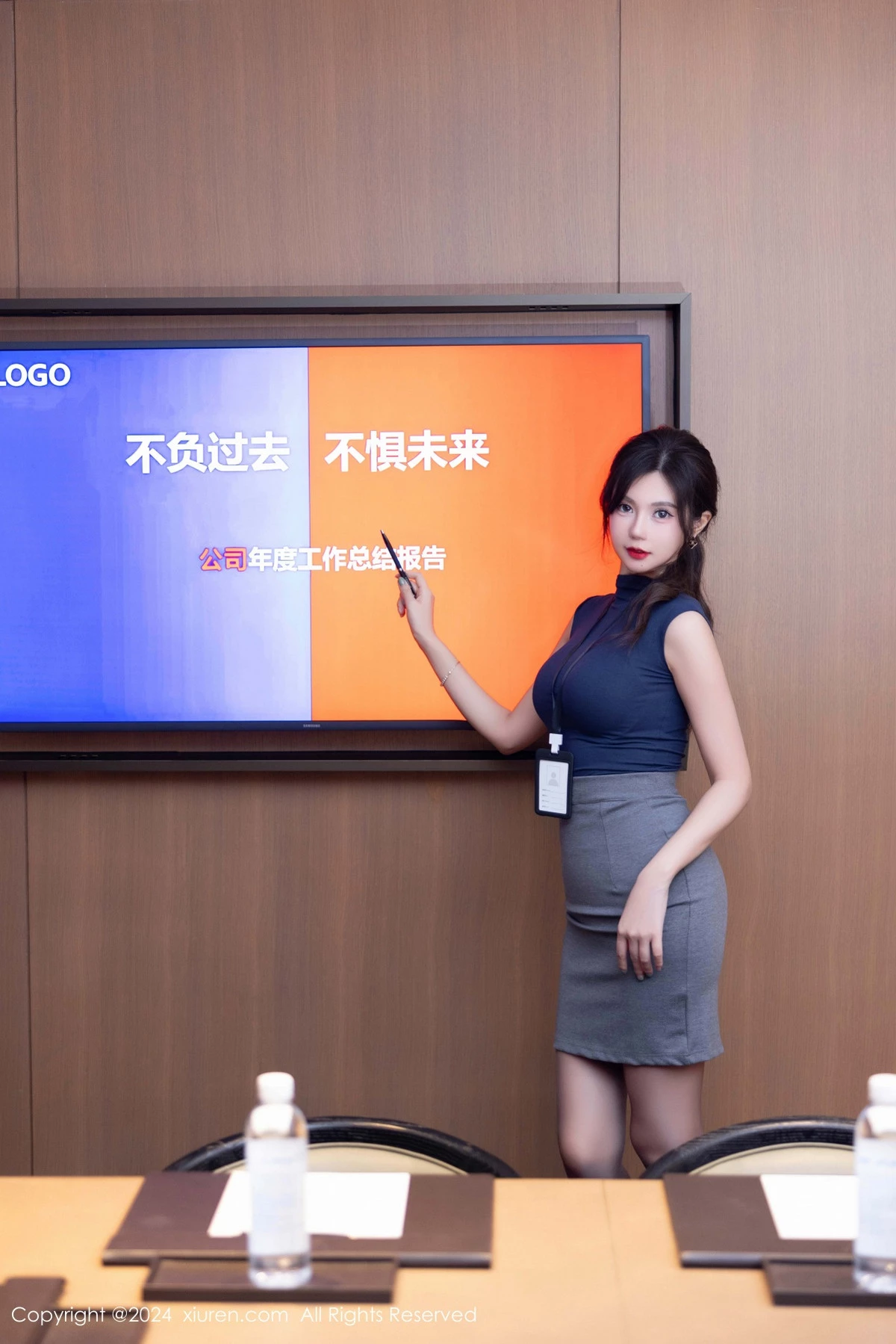 秀人集.com_[XiuRen秀人网]No.9560_女神绮里嘉ula性感深色OL服饰配开档黑丝秀曼妙身材诱惑写真99P