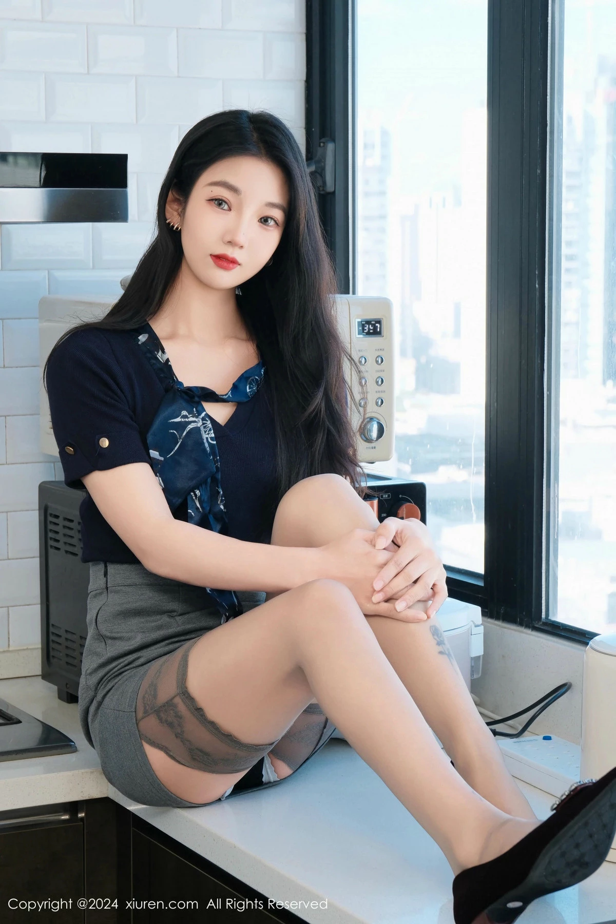 秀人集.com_[XiuRen秀人网]No.9580_模特希恬儿性感红色情趣护士服配白丝袜秀曼妙身姿撩人诱惑写真66P