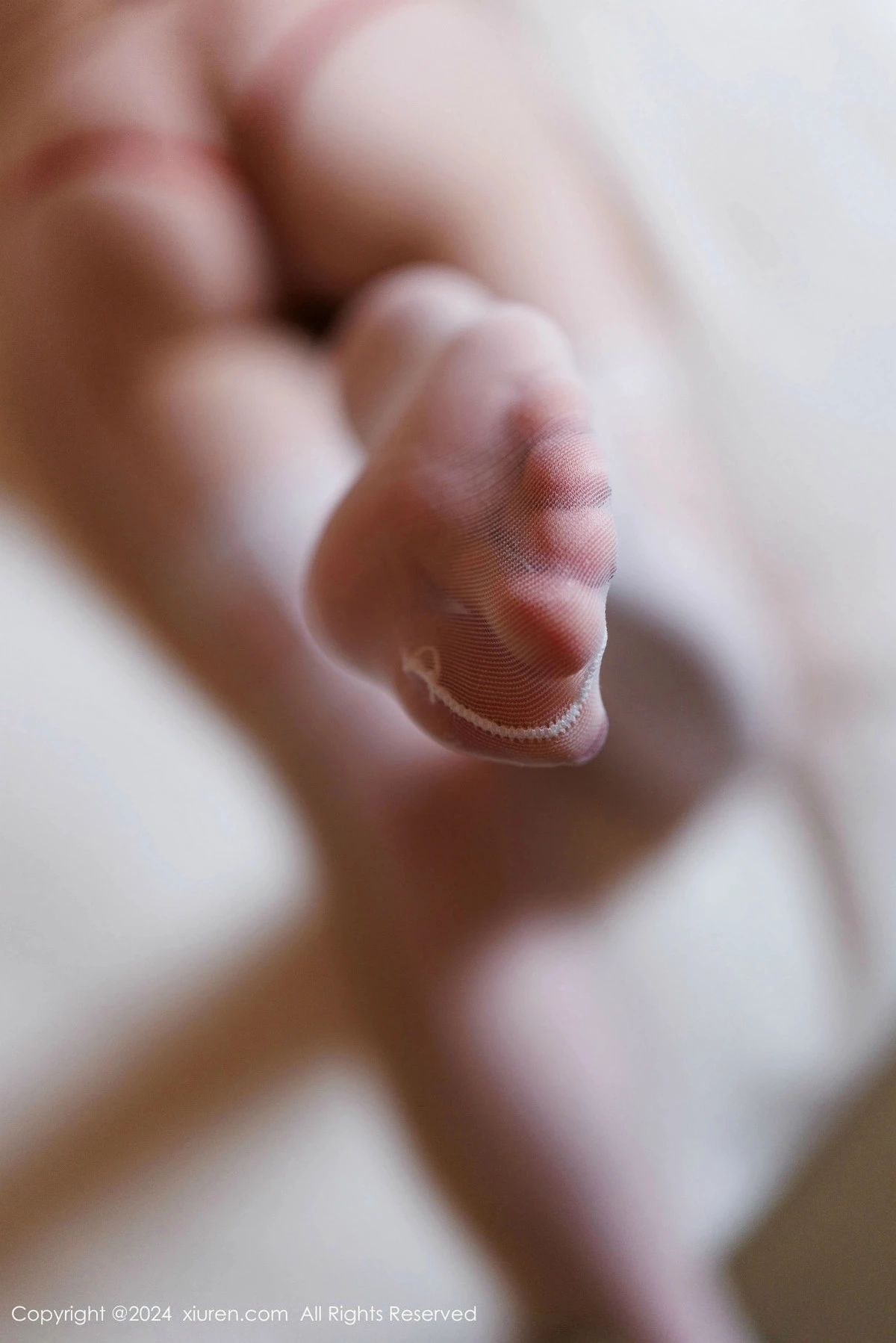 秀人集.com_[XiuRen秀人网]No.9584_模特梦心玥粉色连衣长裙露红色内衣配白丝袜秀高挑身材诱惑写真91P